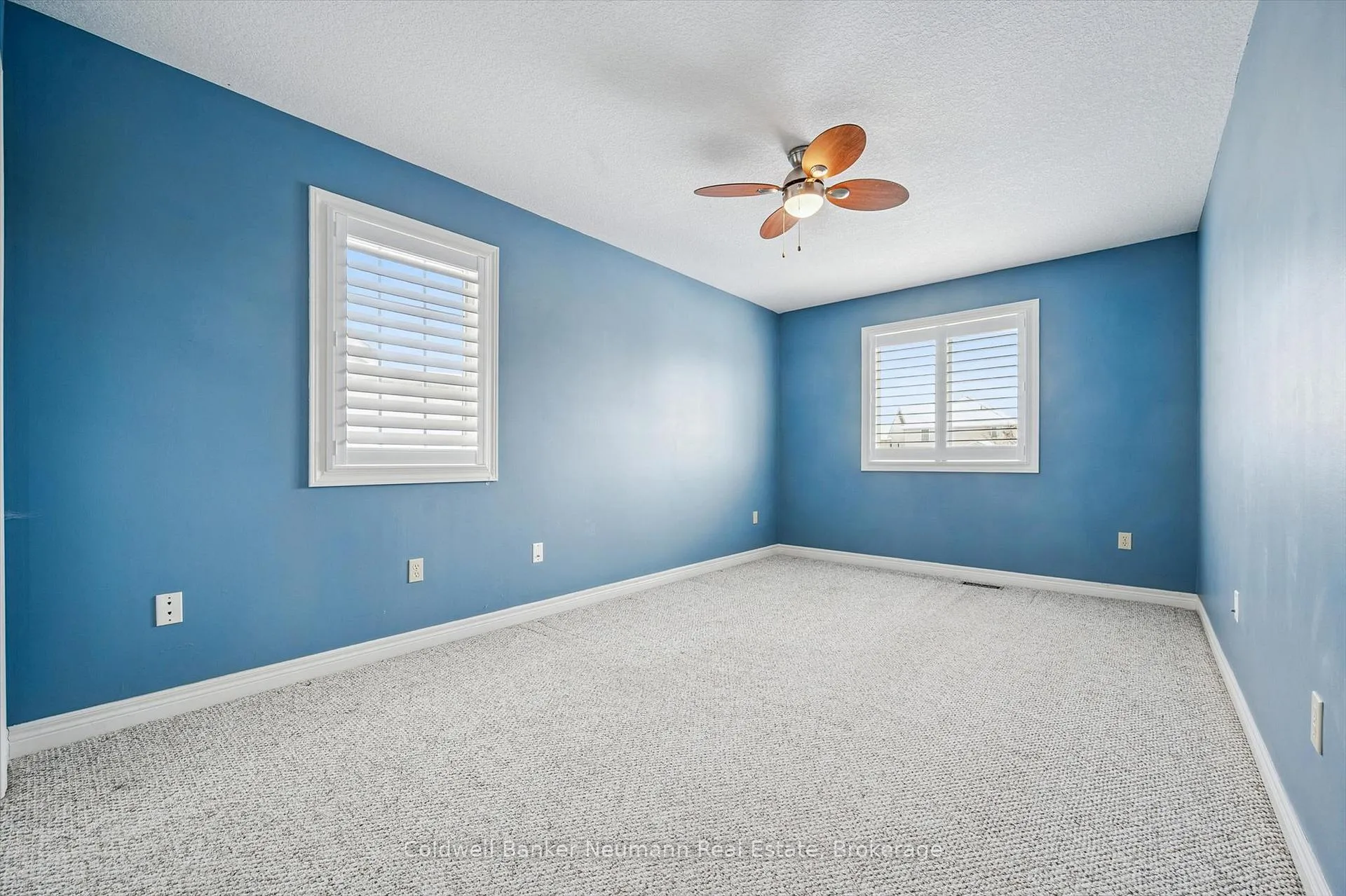 Photo 21 of 23 Spencer Crescent, Guelph, Pineridge/Westminster Woods — HOMEH