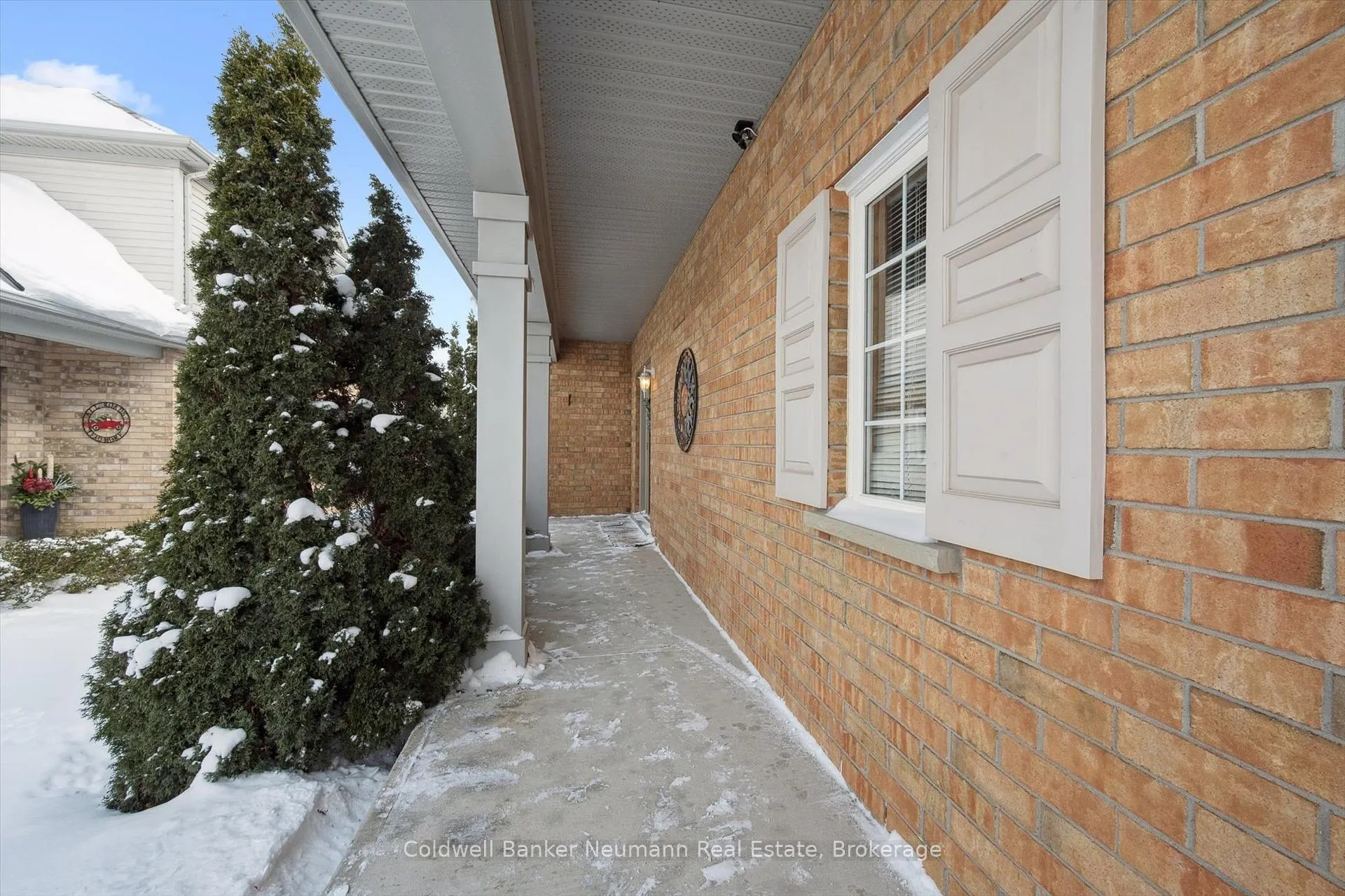 Photo 32 of 23 Spencer Crescent, Guelph, Pineridge/Westminster Woods — HOMEH