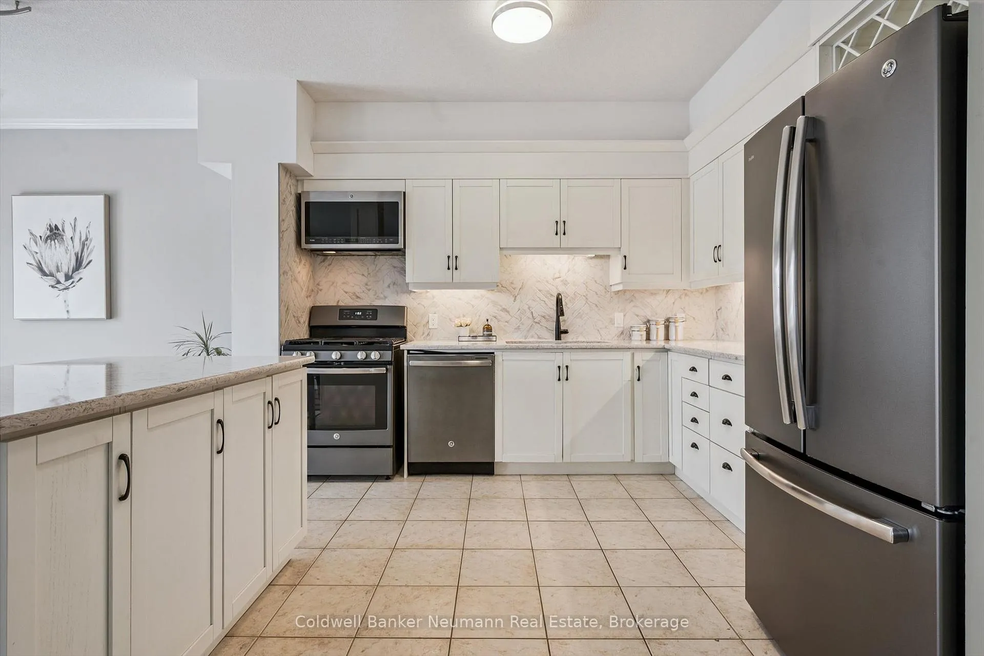 Photo 37 of 23 Spencer Crescent, Guelph, Pineridge/Westminster Woods — HOMEH