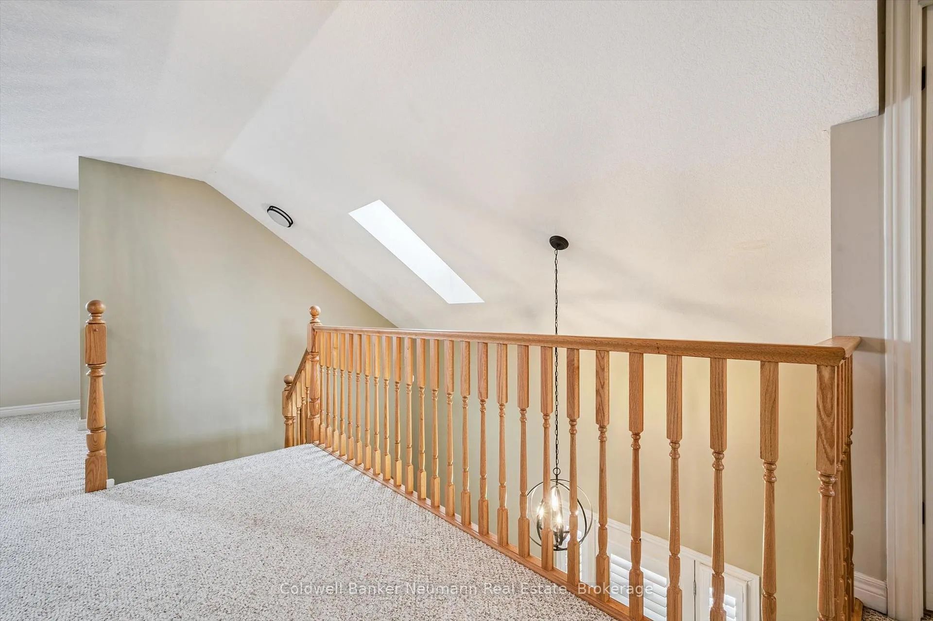Photo 40 of 23 Spencer Crescent, Guelph, Pineridge/Westminster Woods — HOMEH
