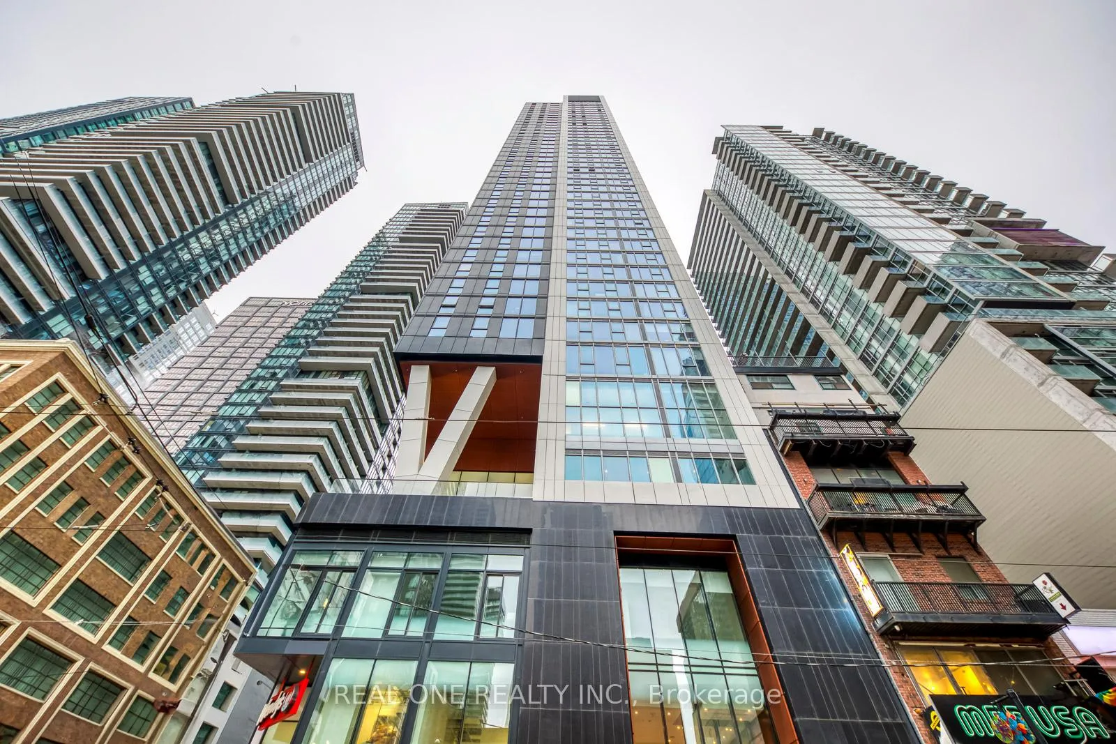 Front of Unit 201, 357 King Street W
