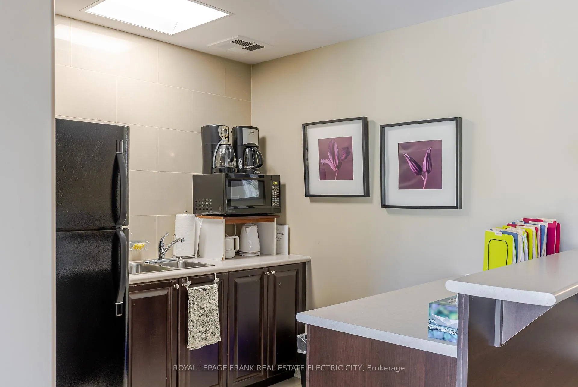 Photo 15 of Unit 105, 869 Clonsilla Avenue, Peterborough, Otonabee Ward 1 — HOMEH