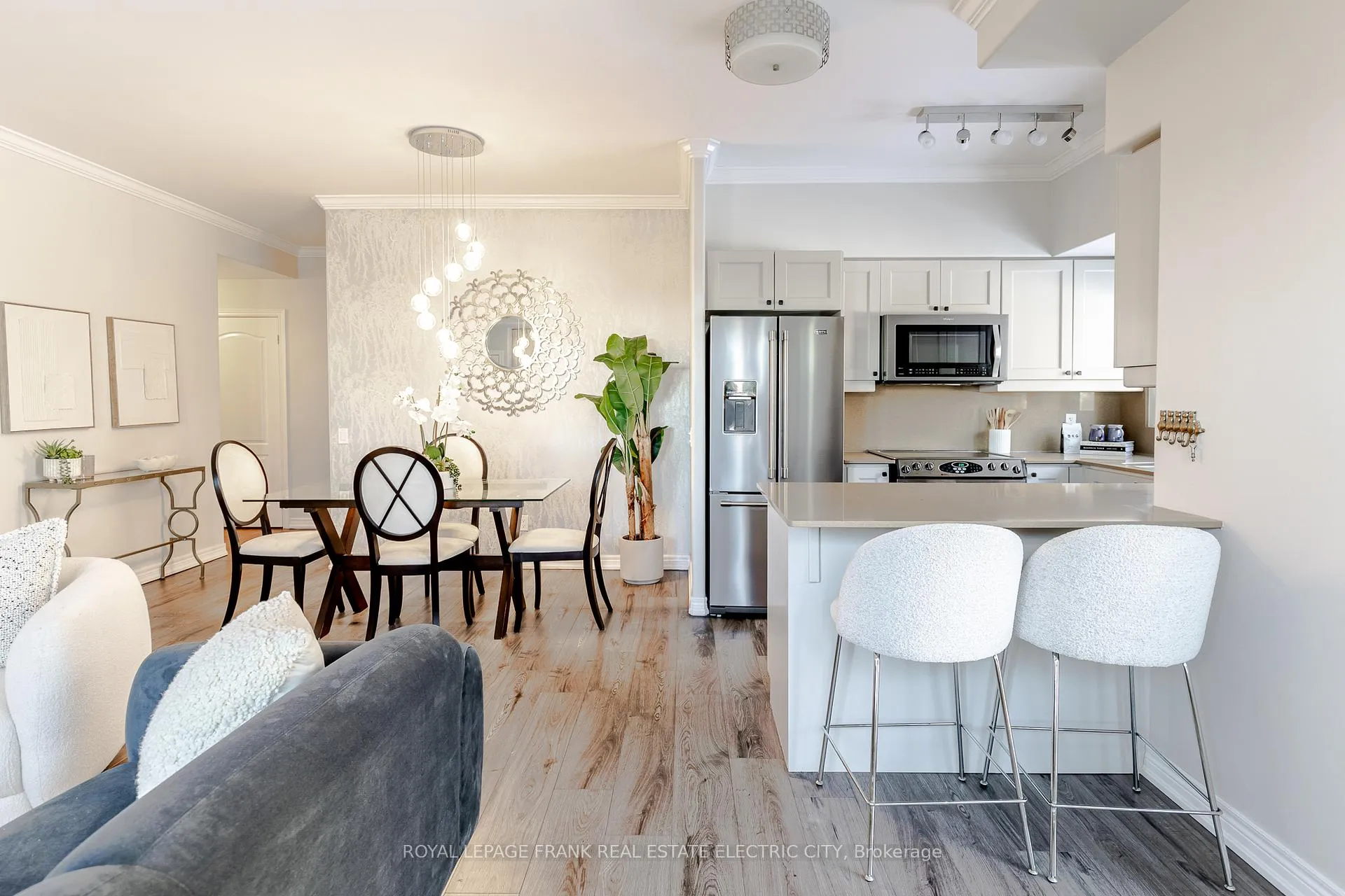Photo 38 of Unit 105, 869 Clonsilla Avenue, Peterborough, Otonabee Ward 1 — HOMEH