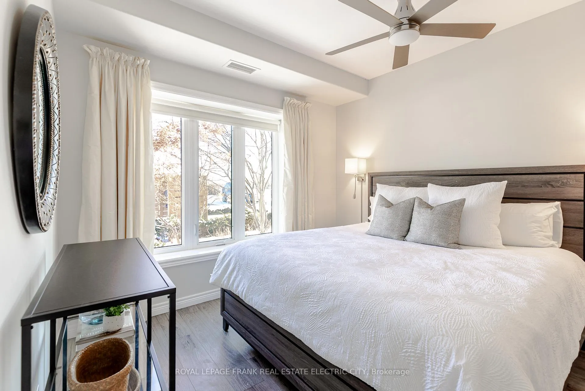 Photo 41 of Unit 105, 869 Clonsilla Avenue, Peterborough, Otonabee Ward 1 — HOMEH