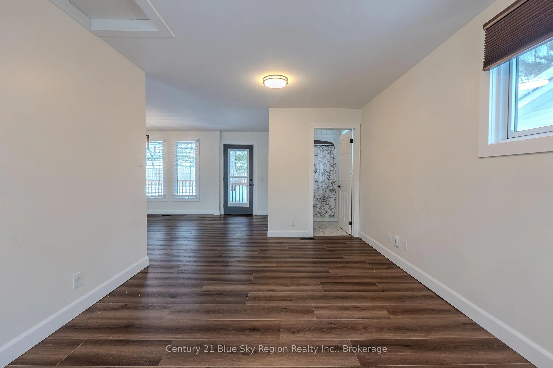 Photo 25 of 372 Camelot Drive, North Bay, Birchaven — HOMEH