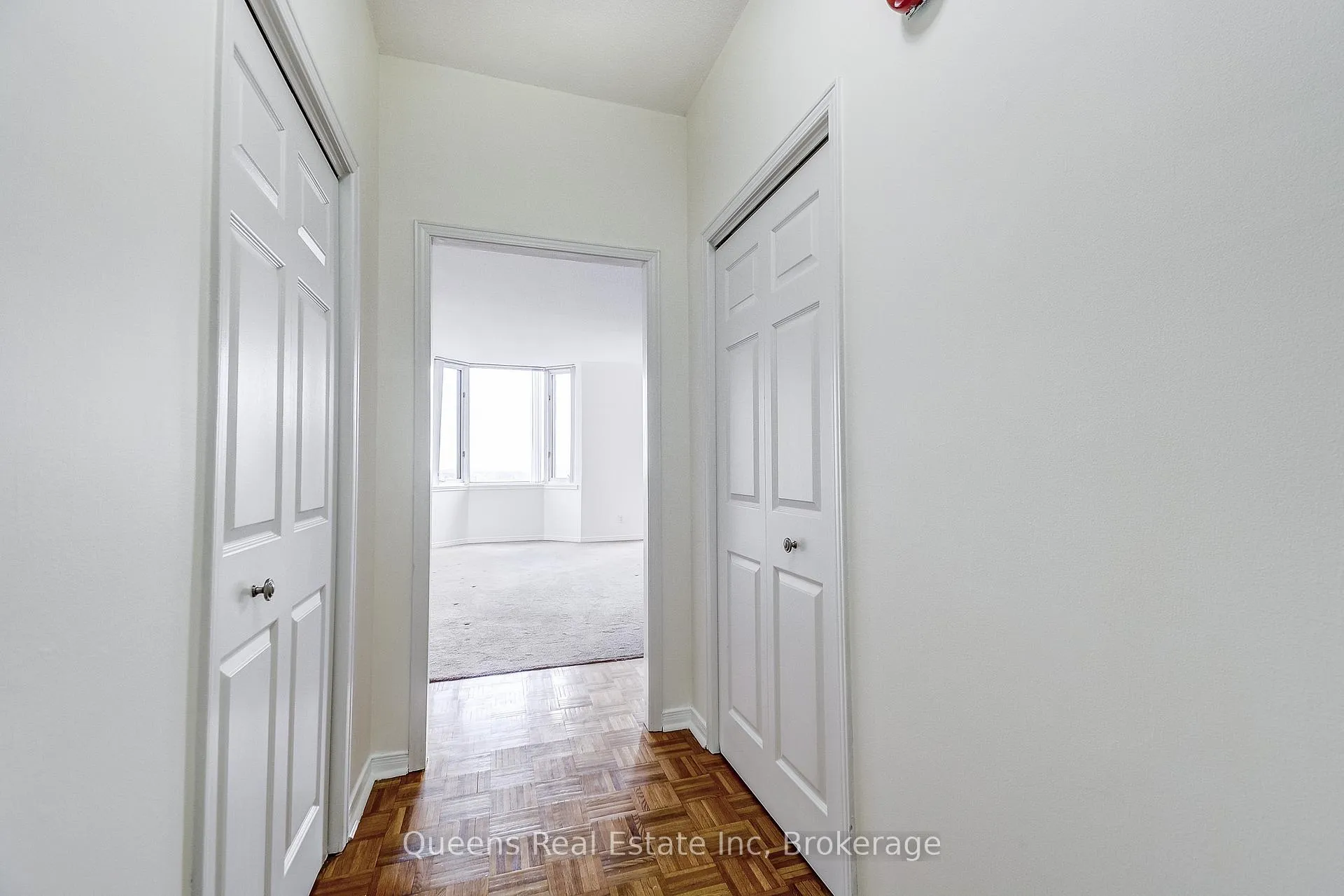 Photo 13 of Unit 803, 200 Limeridge Road W, Hamilton, Rolston — HOMEH