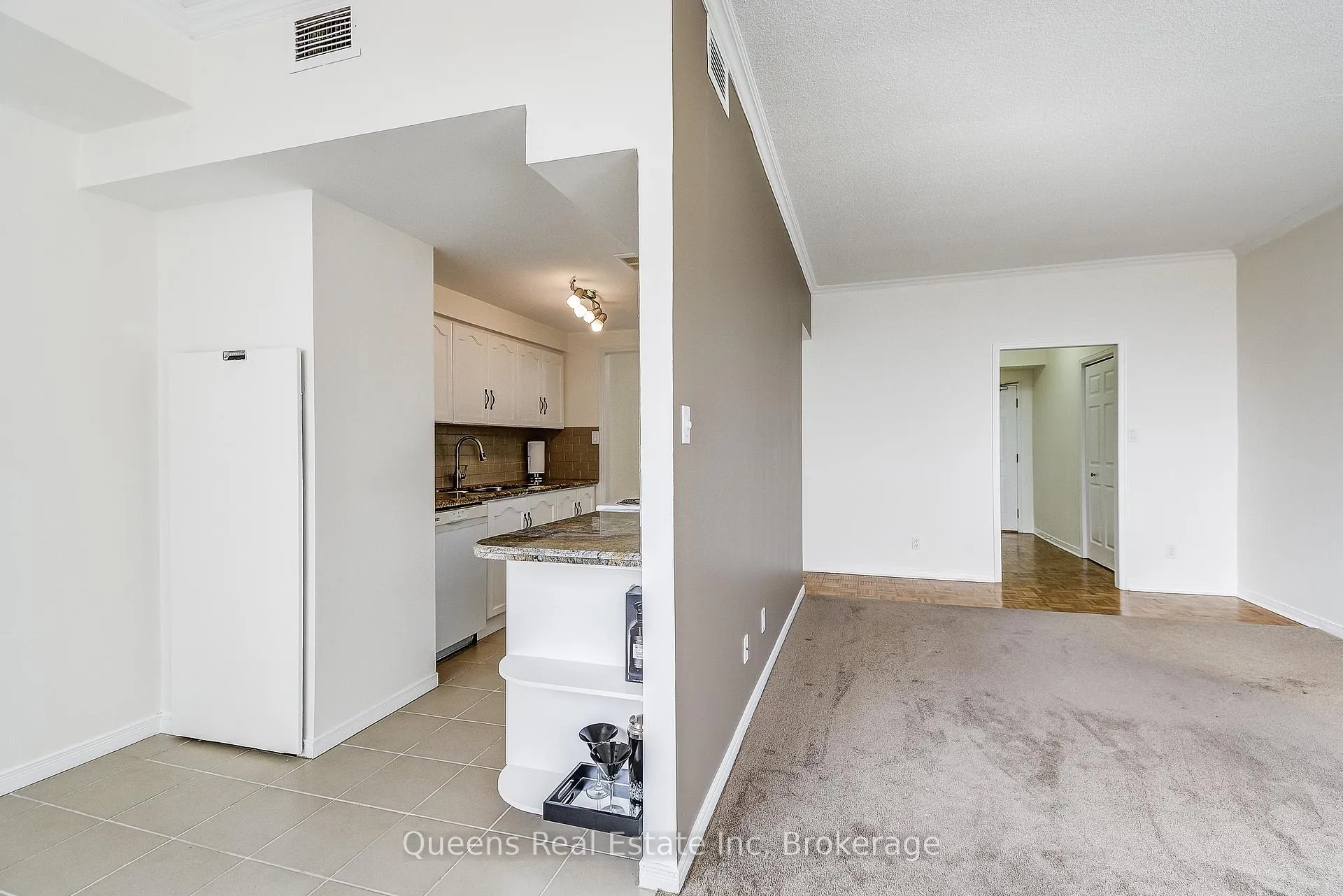 Photo 30 of Unit 803, 200 Limeridge Road W, Hamilton, Rolston — HOMEH