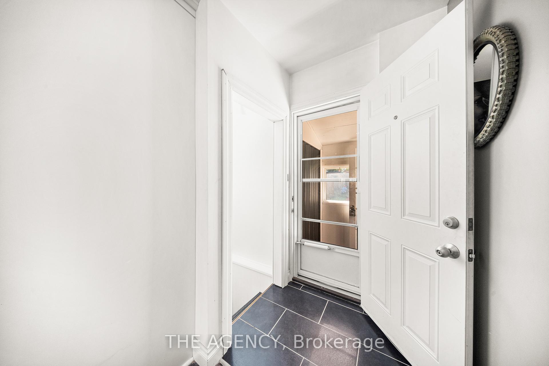Photo 7 of 291 Maple Avenue, Kitchener — HOMEH