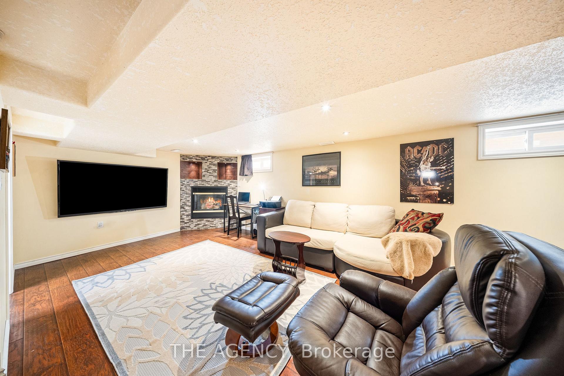 Photo 21 of 291 Maple Avenue, Kitchener — HOMEH