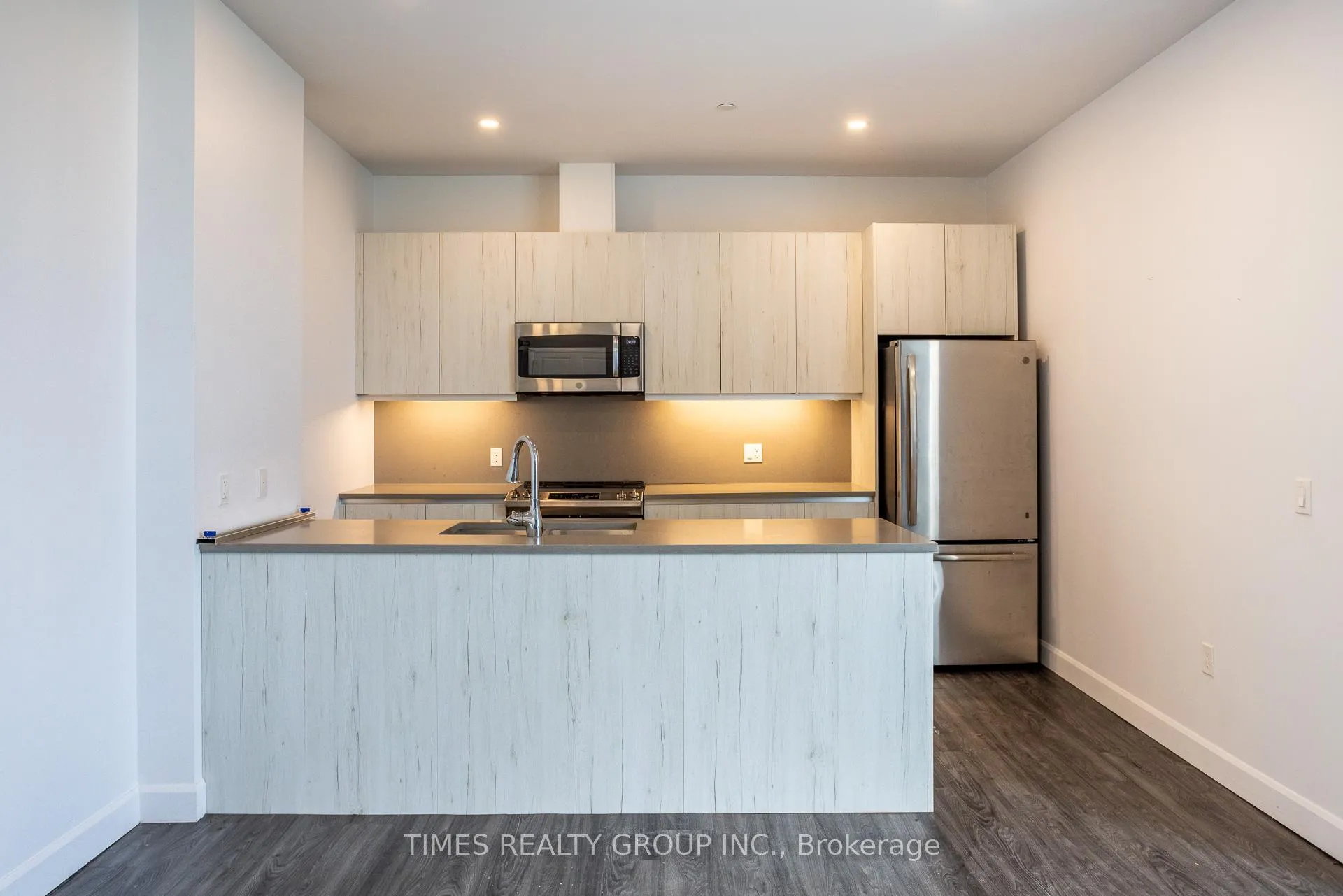 Photo 3 of Unit 304, 365 Armour Road, Peterborough, Ashburnham Ward 4 — HOMEH