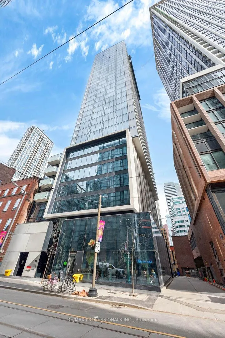 Front of Unit 805, 11 Charlotte Street