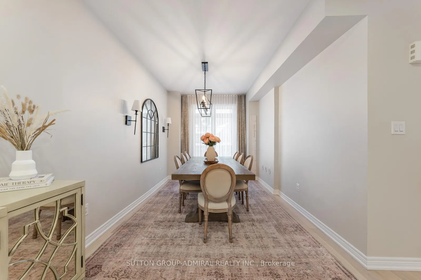 Photo 4 of 5 Millhouse Court, Vaughan, Patterson — HOMEH