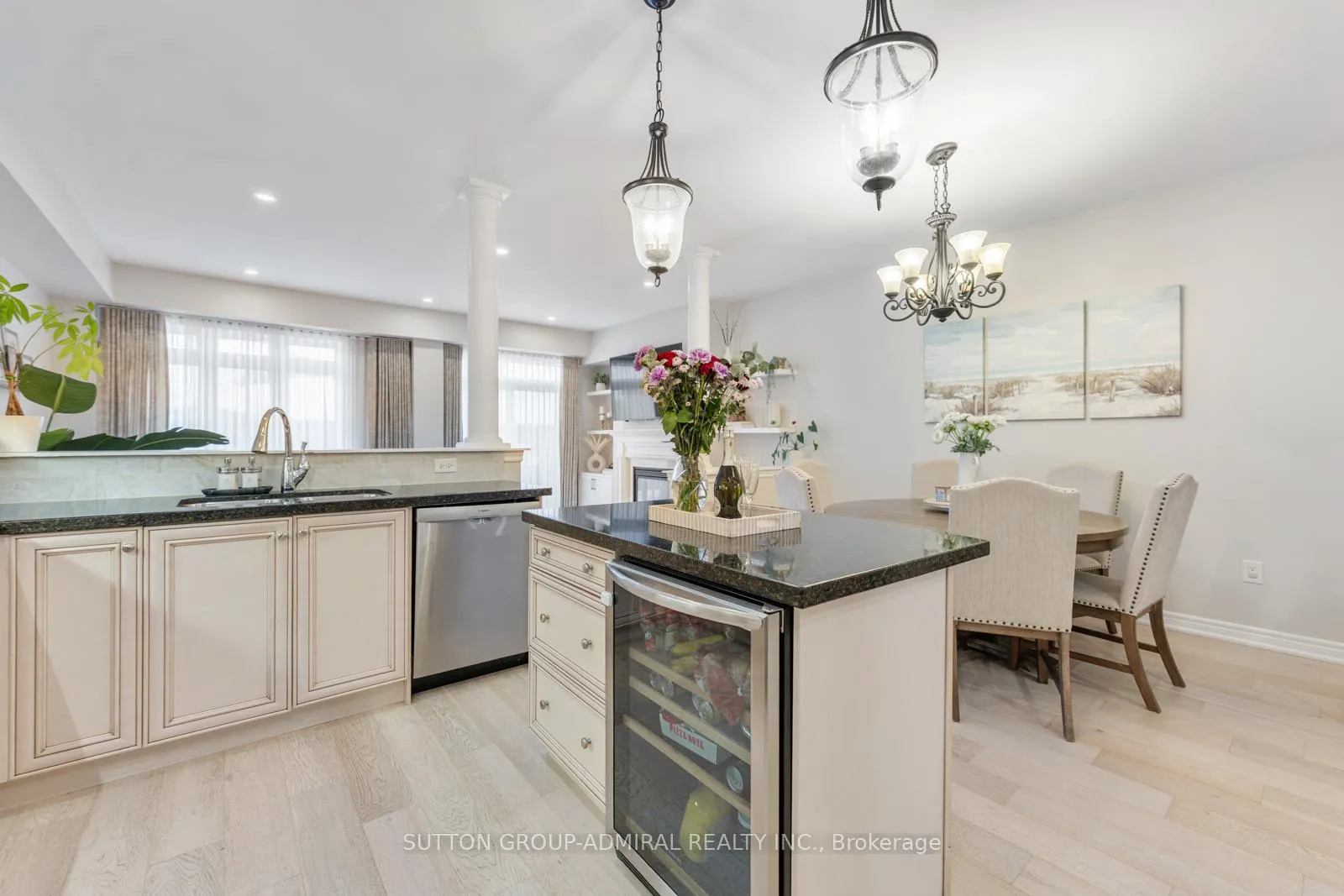 Photo 9 of 5 Millhouse Court, Vaughan, Patterson — HOMEH
