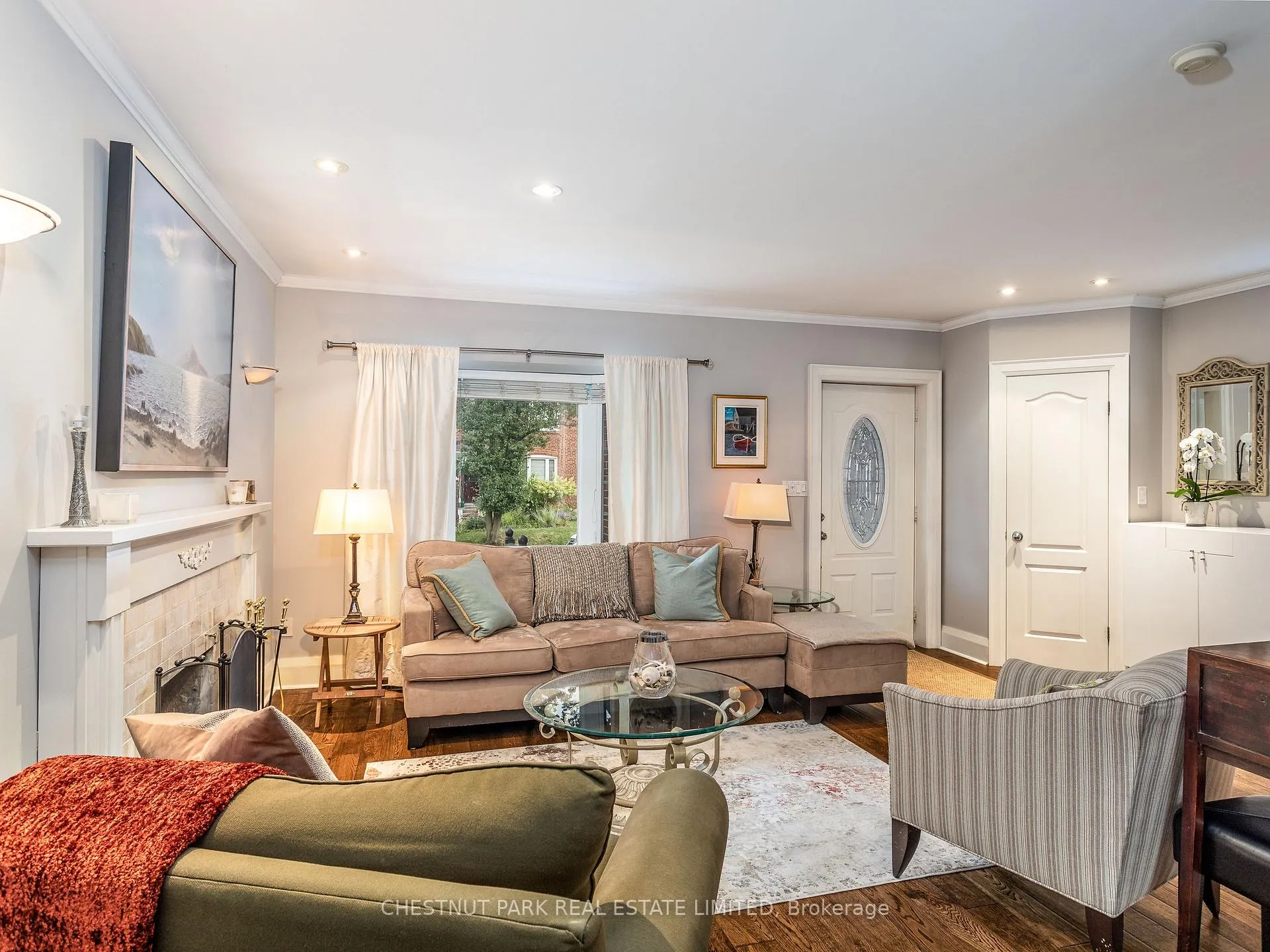 Photo 3 of 46 Thurston Road, Toronto, Mount Pleasant East — HOMEH