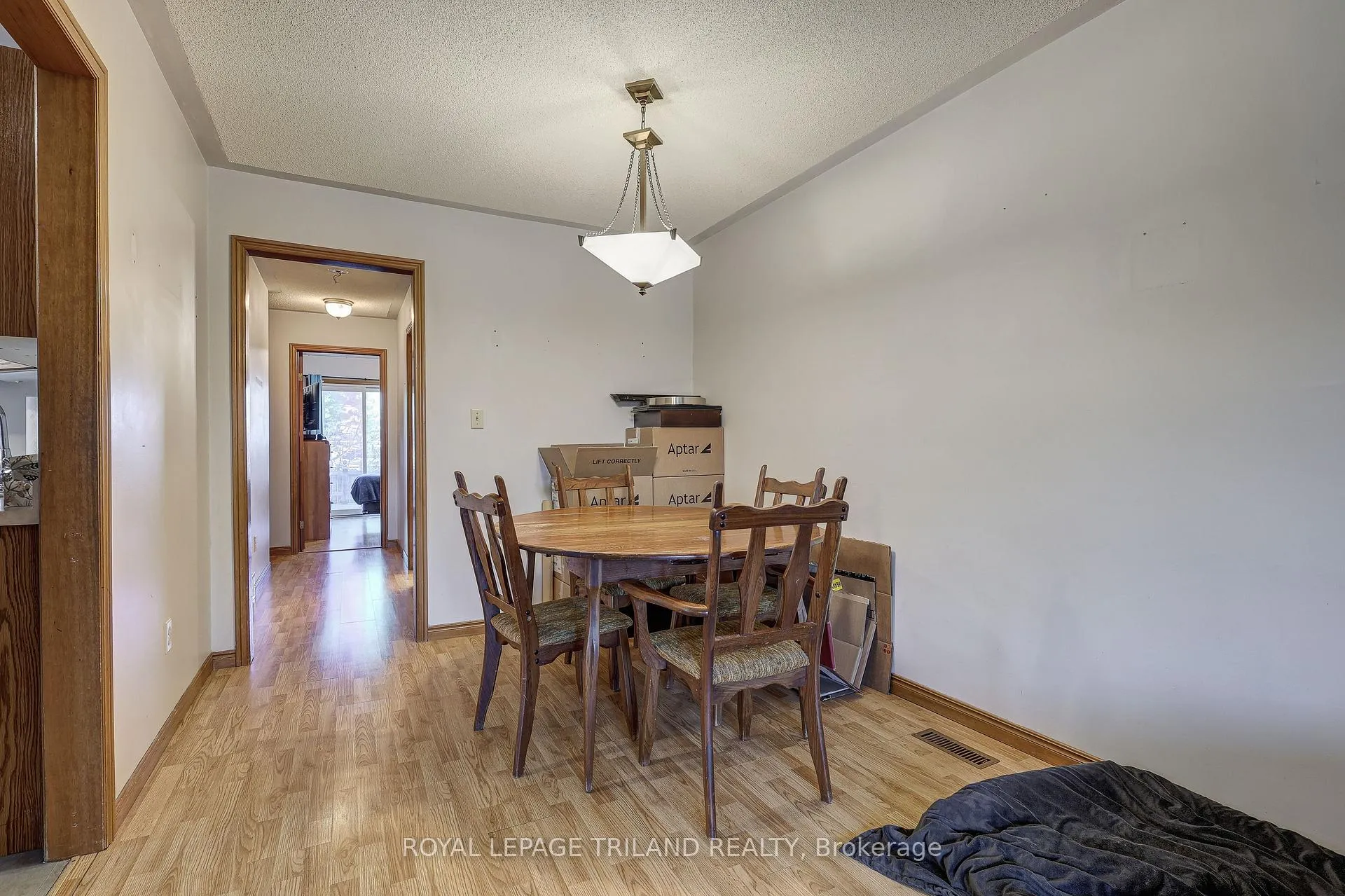 Photo 5 of 378 Highview Drive, St. Thomas — HOMEH