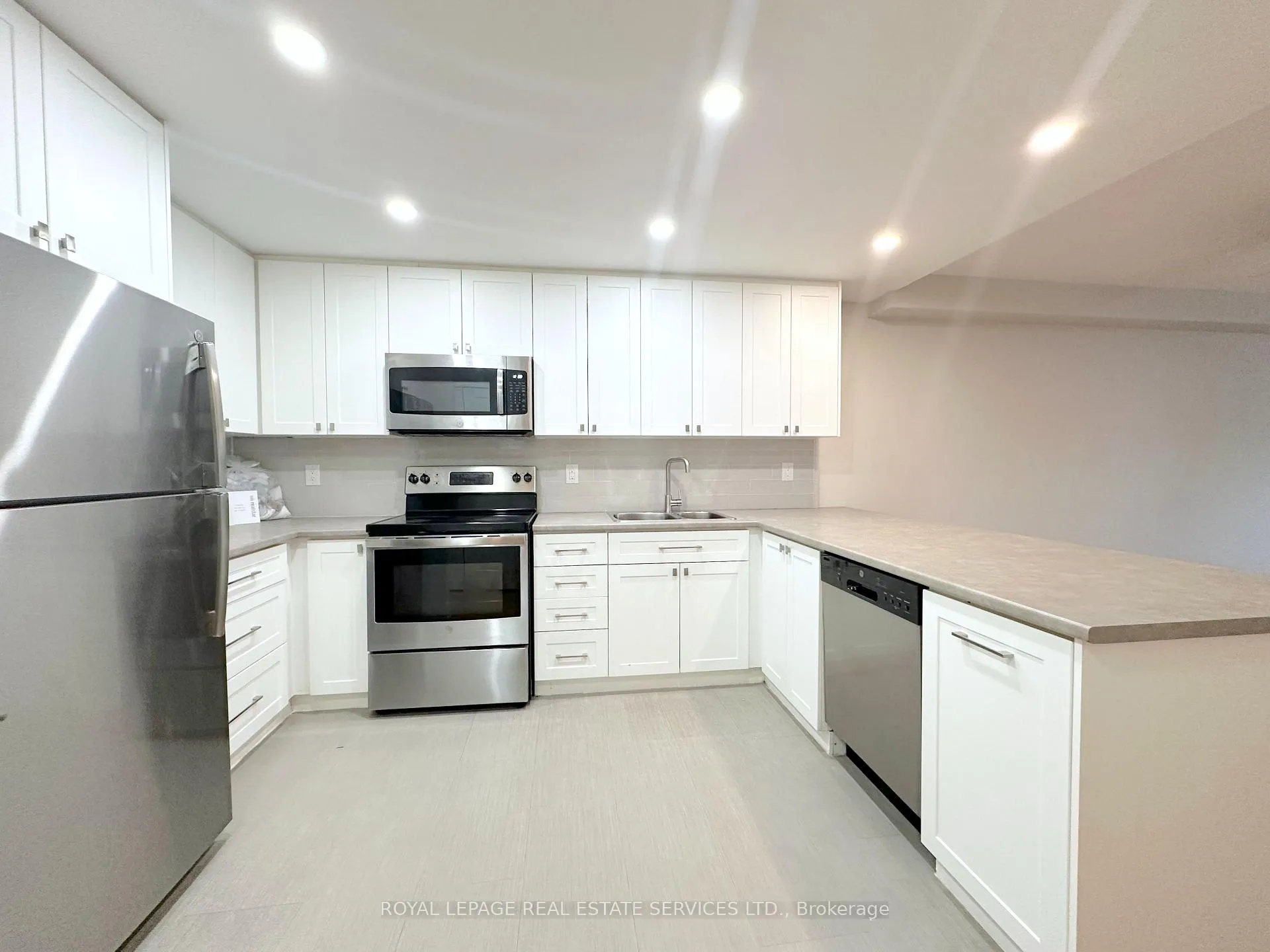 Photo 2 of Unit 1206, 190 Clark Boulevard, Brampton, Queen Street Corridor — HOMEH