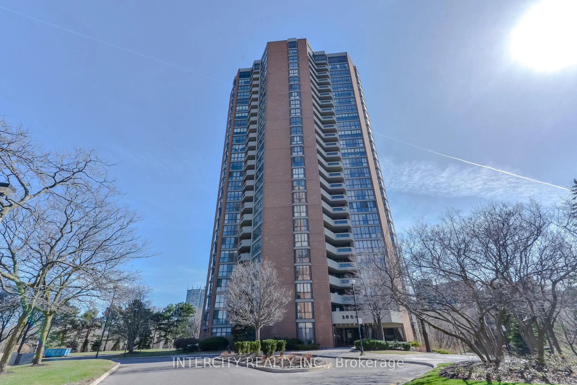 Front of Unit 308, 2000 Islington Avenue