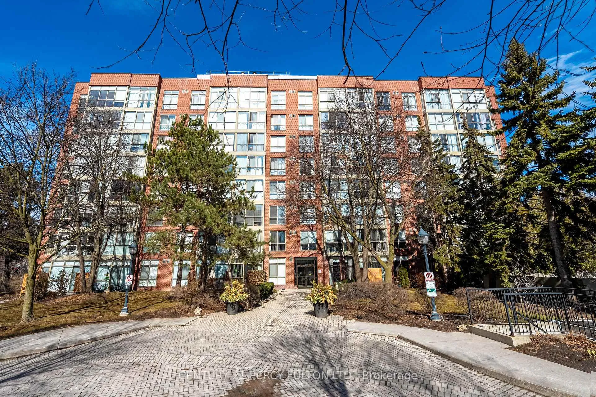 Photo 3 of Unit 655, 24 Southport Street, Toronto, High Park-Swansea — HOMEH