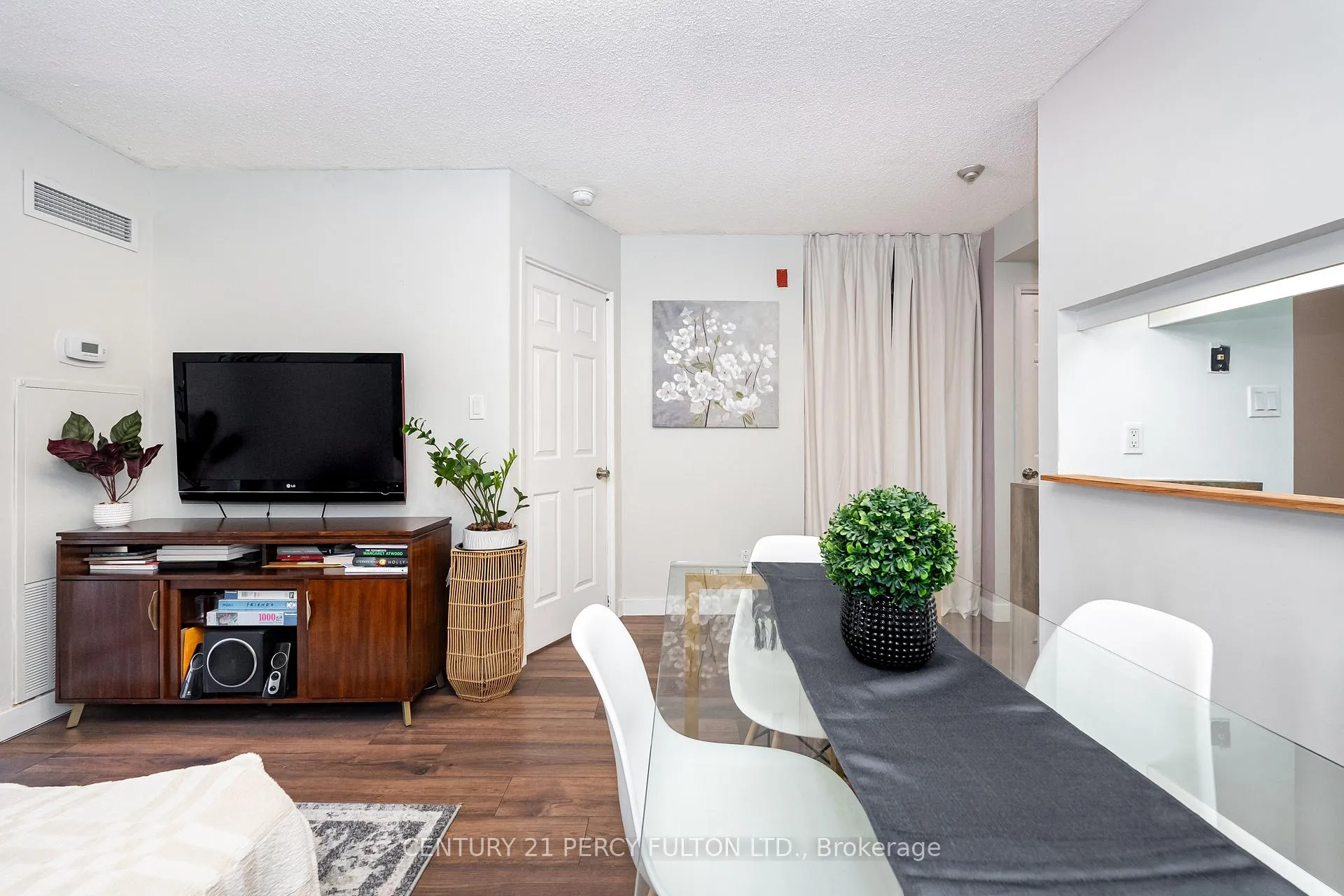 Photo 13 of Unit 655, 24 Southport Street, Toronto, High Park-Swansea — HOMEH