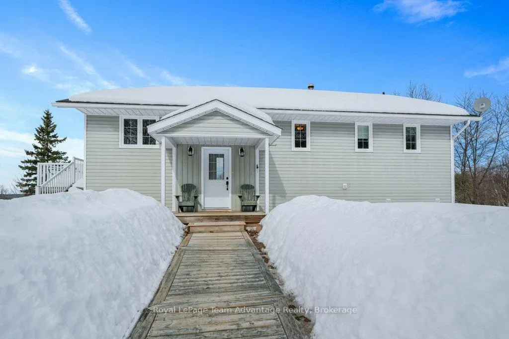 Photo 2 of 520 Star Lake Road, Seguin — HOMEH