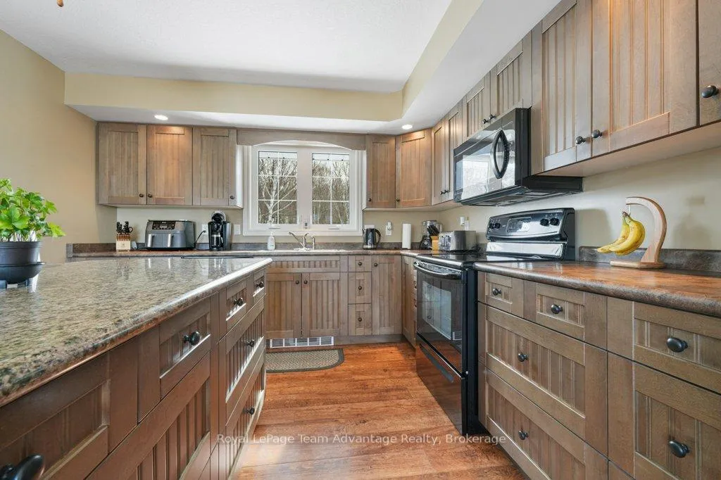 Photo 7 of 520 Star Lake Road, Seguin — HOMEH