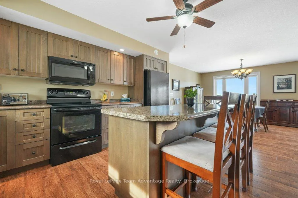 Photo 10 of 520 Star Lake Road, Seguin — HOMEH