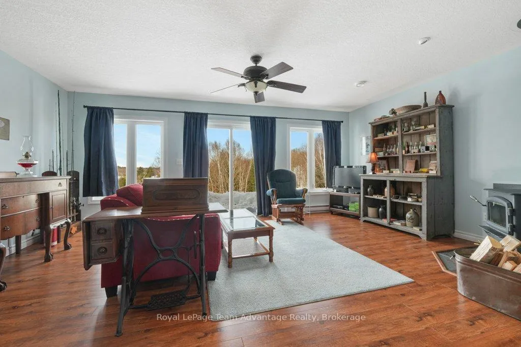 Photo 26 of 520 Star Lake Road, Seguin — HOMEH