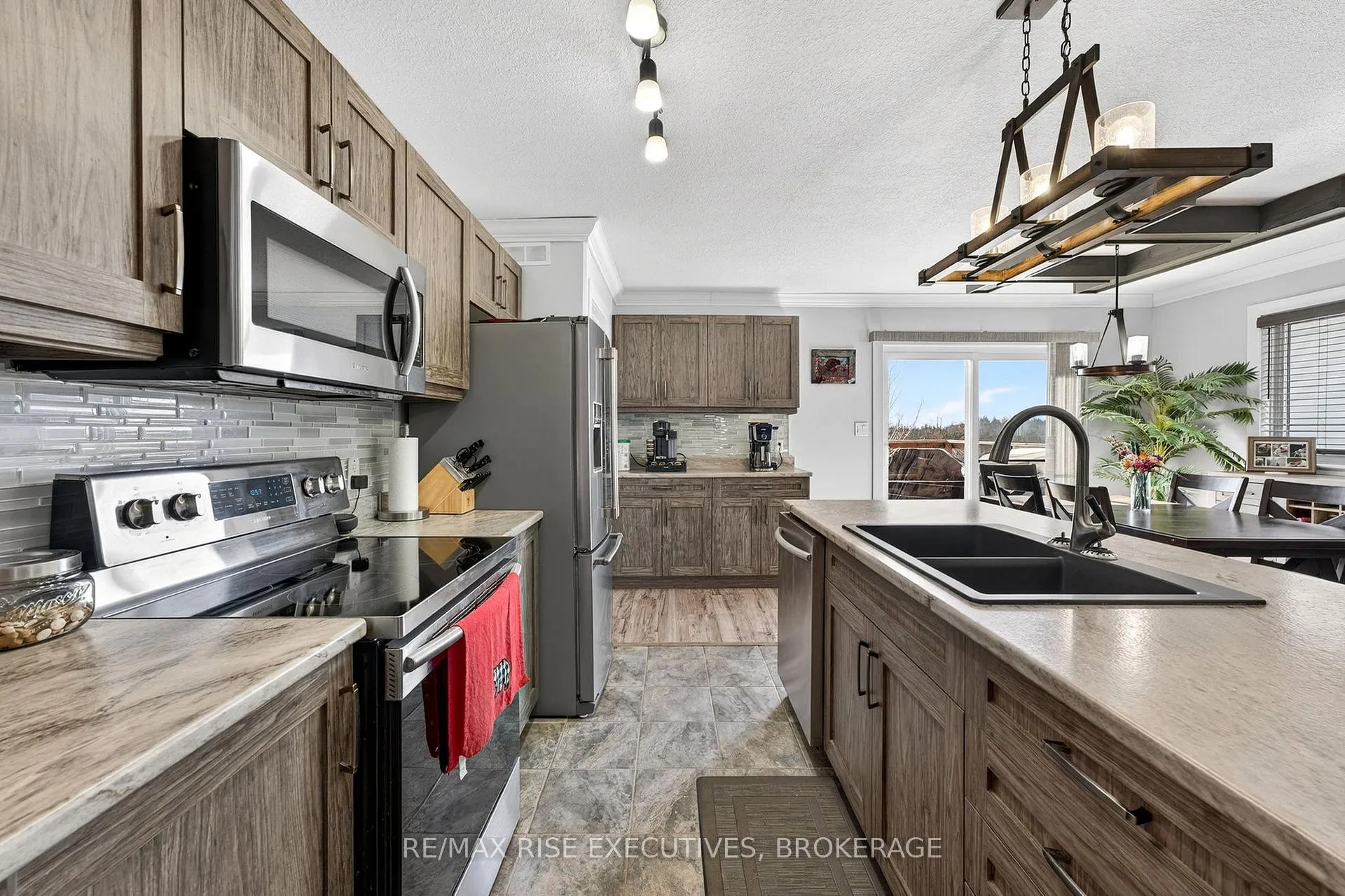 Photo 9 of 130 Brennan Crescent, Loyalist, Odessa — HOMEH
