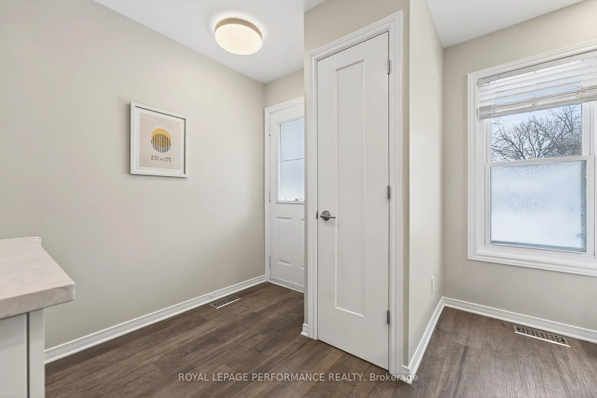 Photo 5 of 90D Templeton Street, Ottawa, Sandy Hill — HOMEH