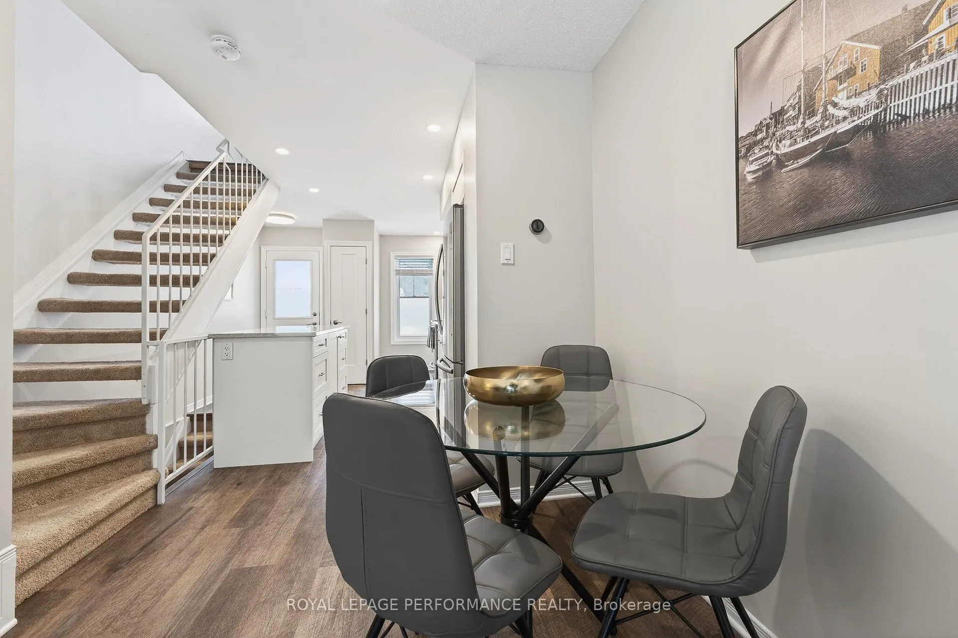 Photo 20 of 90D Templeton Street, Ottawa, Sandy Hill — HOMEH