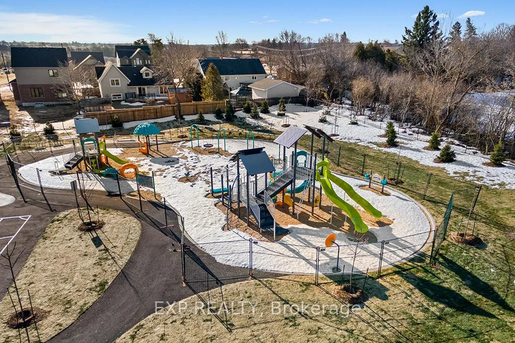 Photo 35 of 131 Fitzgerald Street, Grey Highlands — HOMEH