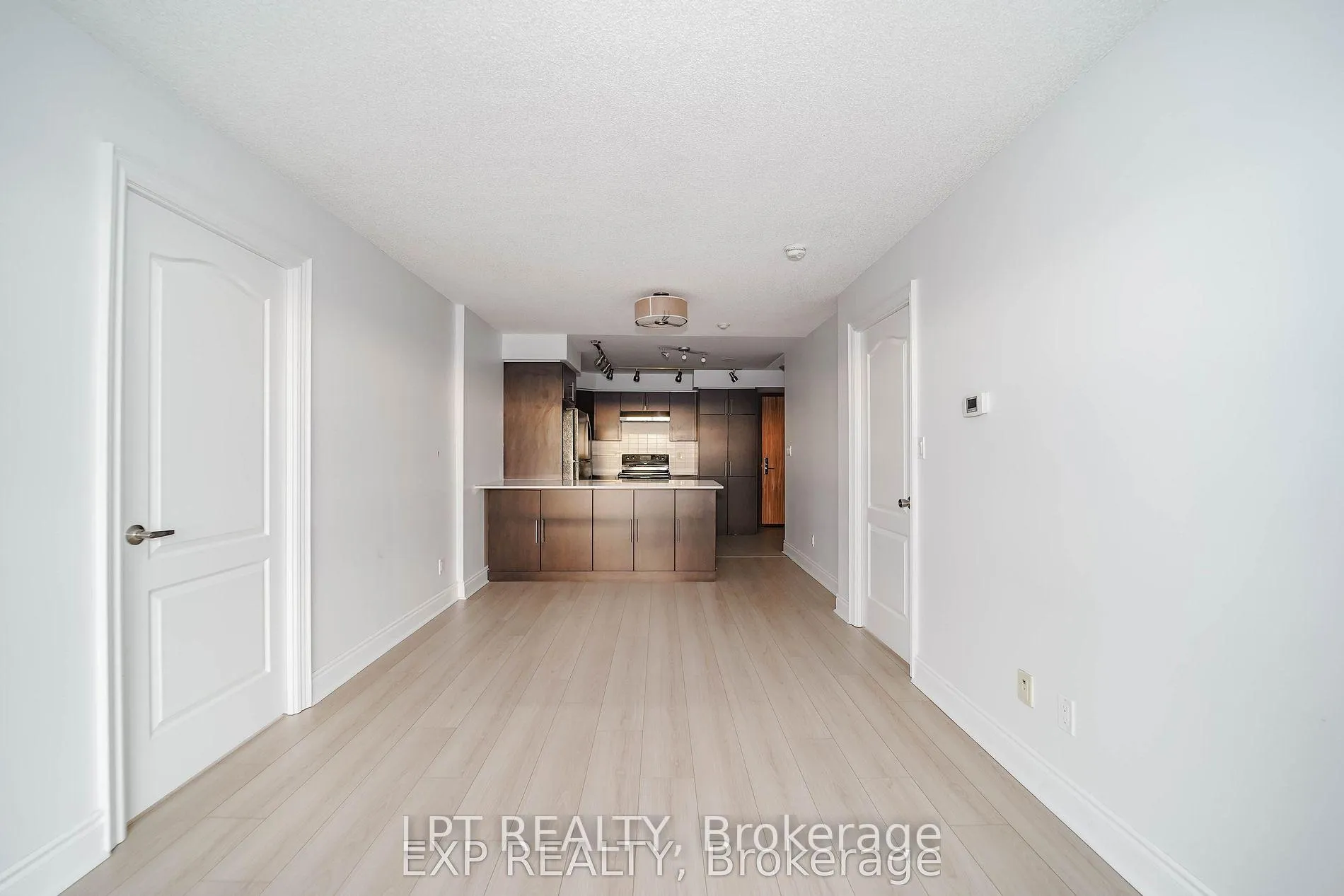 Photo 6 of Unit 905, 60 South Town Centre Boulevard, Markham, Unionville — HOMEH
