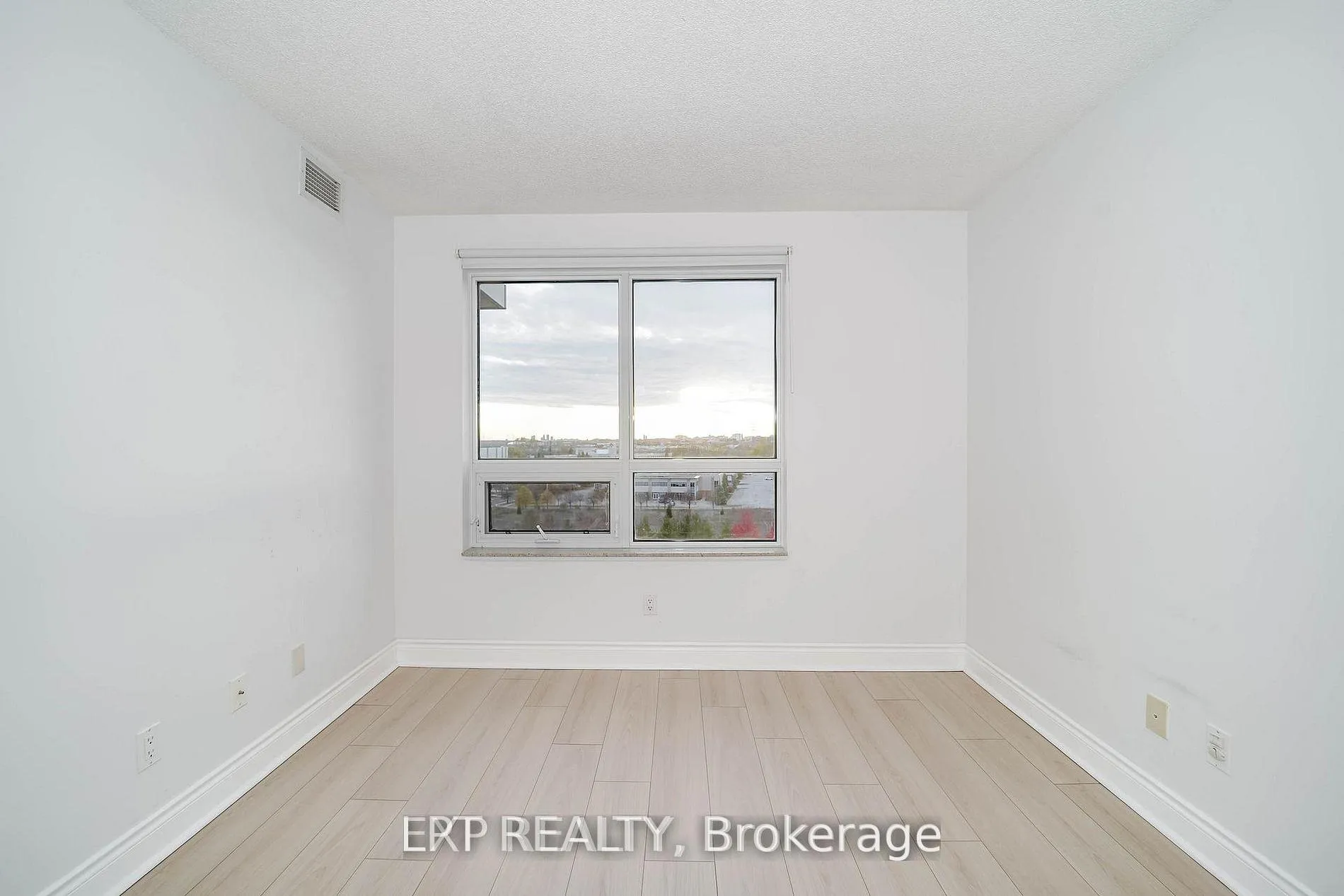 Photo 11 of Unit 905, 60 South Town Centre Boulevard, Markham, Unionville — HOMEH