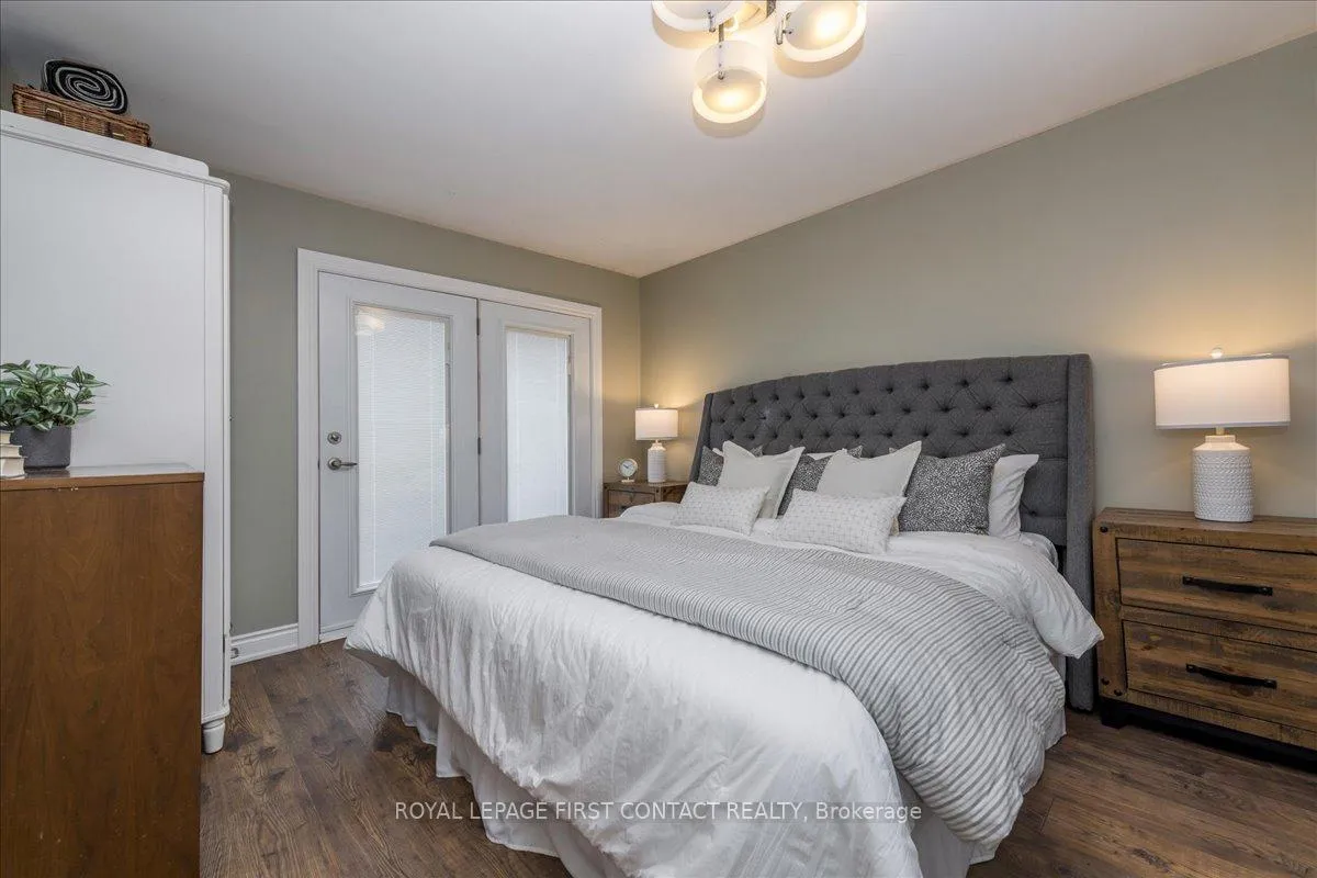 Photo 18 of 159 Codrington Street, Barrie, Codrington — HOMEH