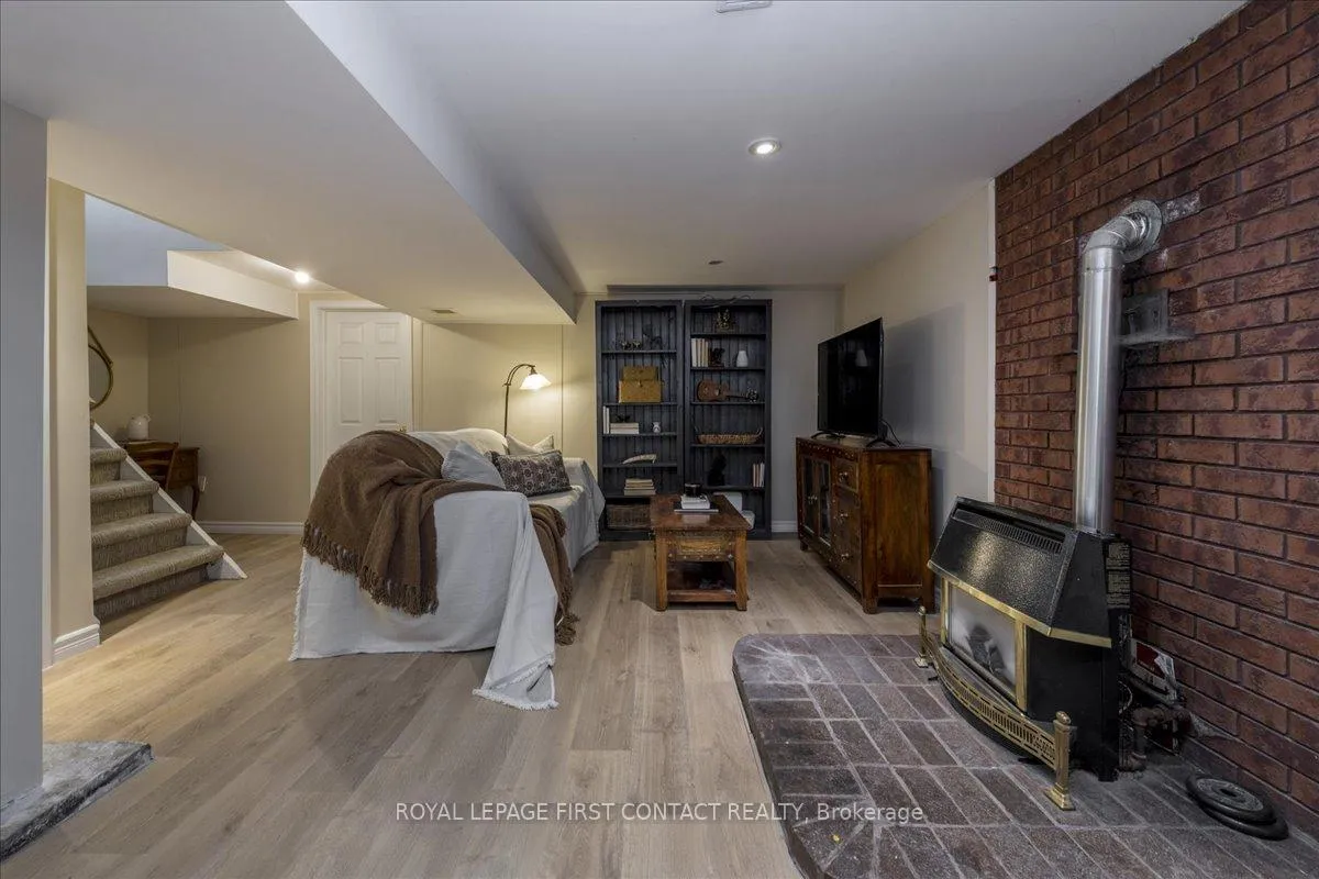 Photo 22 of 159 Codrington Street, Barrie, Codrington — HOMEH