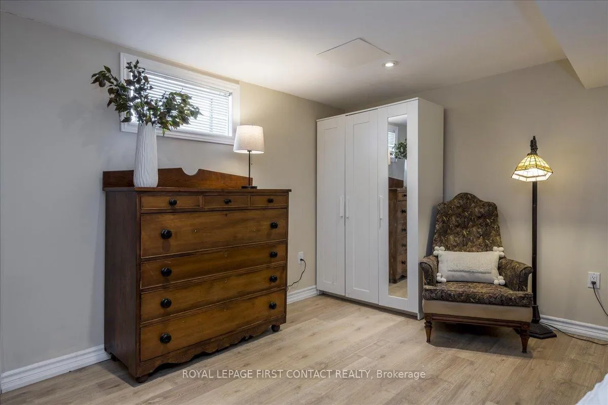 Photo 23 of 159 Codrington Street, Barrie, Codrington — HOMEH
