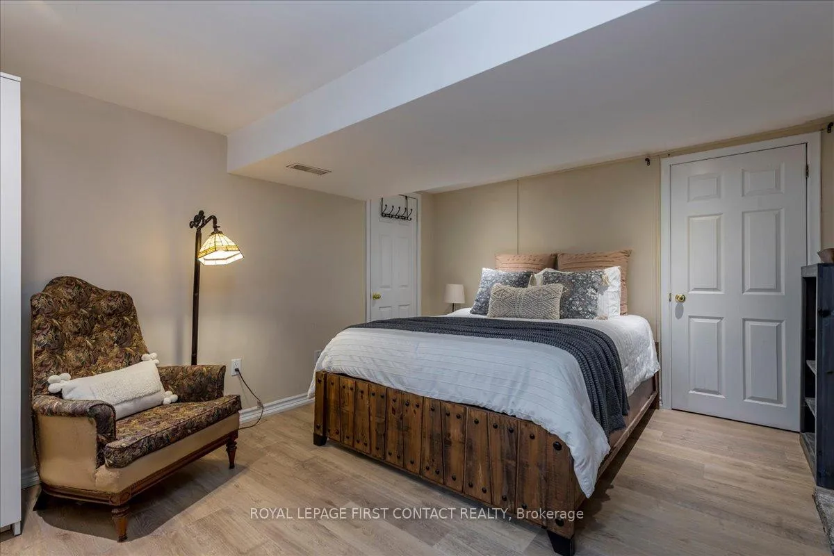 Photo 24 of 159 Codrington Street, Barrie, Codrington — HOMEH