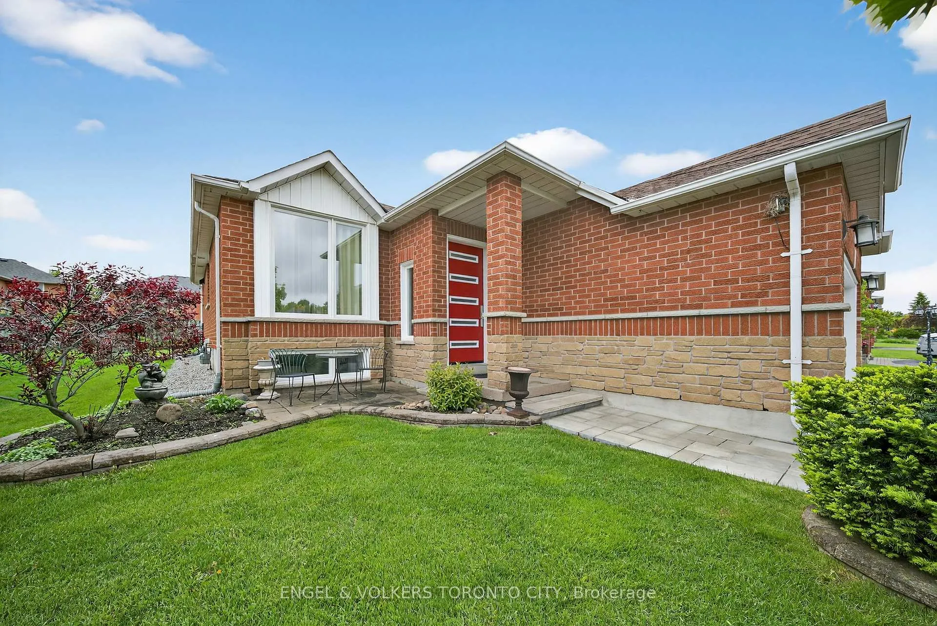 Photo 4 of 168 Hurst Drive, Barrie, Bayshore — HOMEH