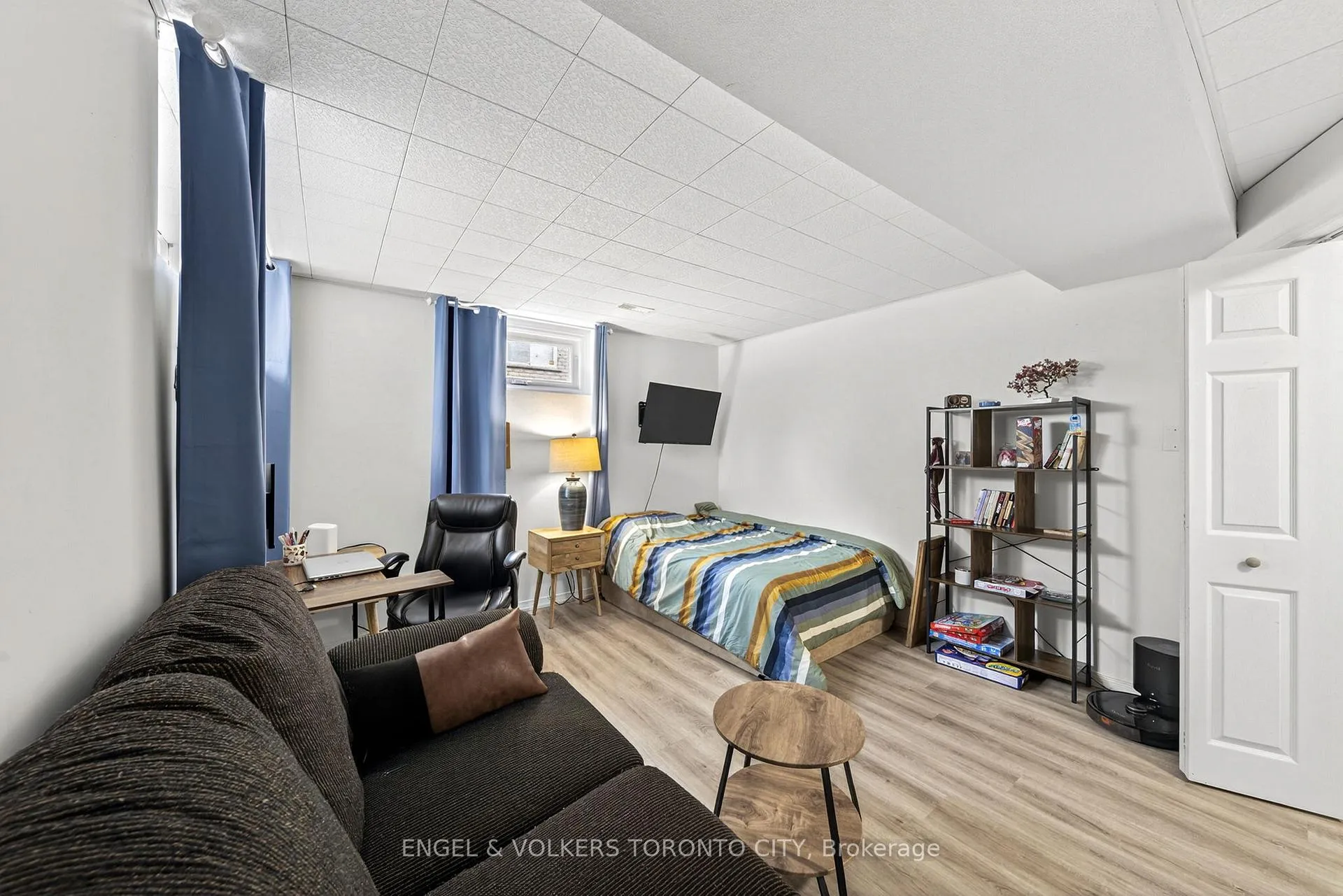Photo 17 of 168 Hurst Drive, Barrie, Bayshore — HOMEH