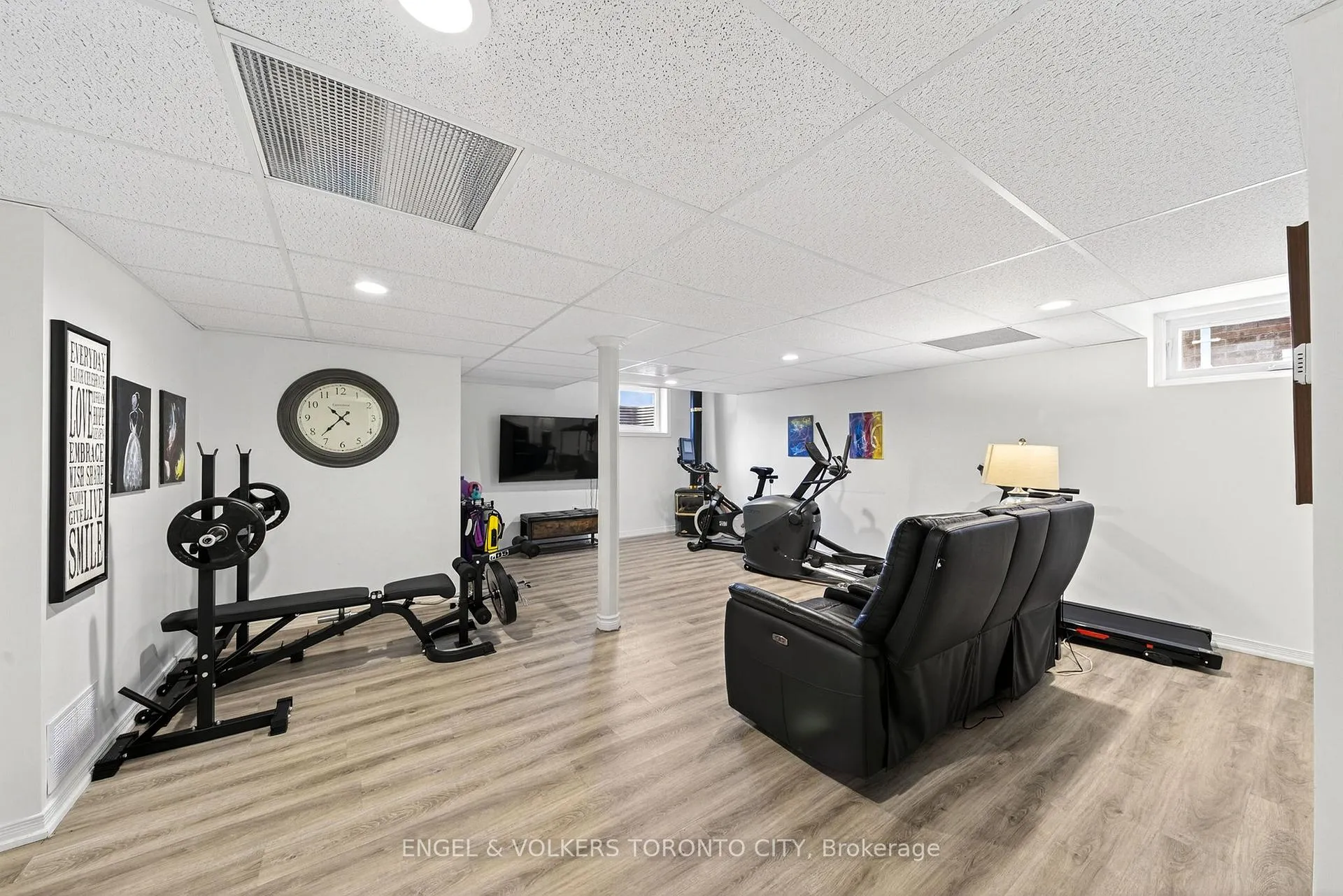Photo 19 of 168 Hurst Drive, Barrie, Bayshore — HOMEH