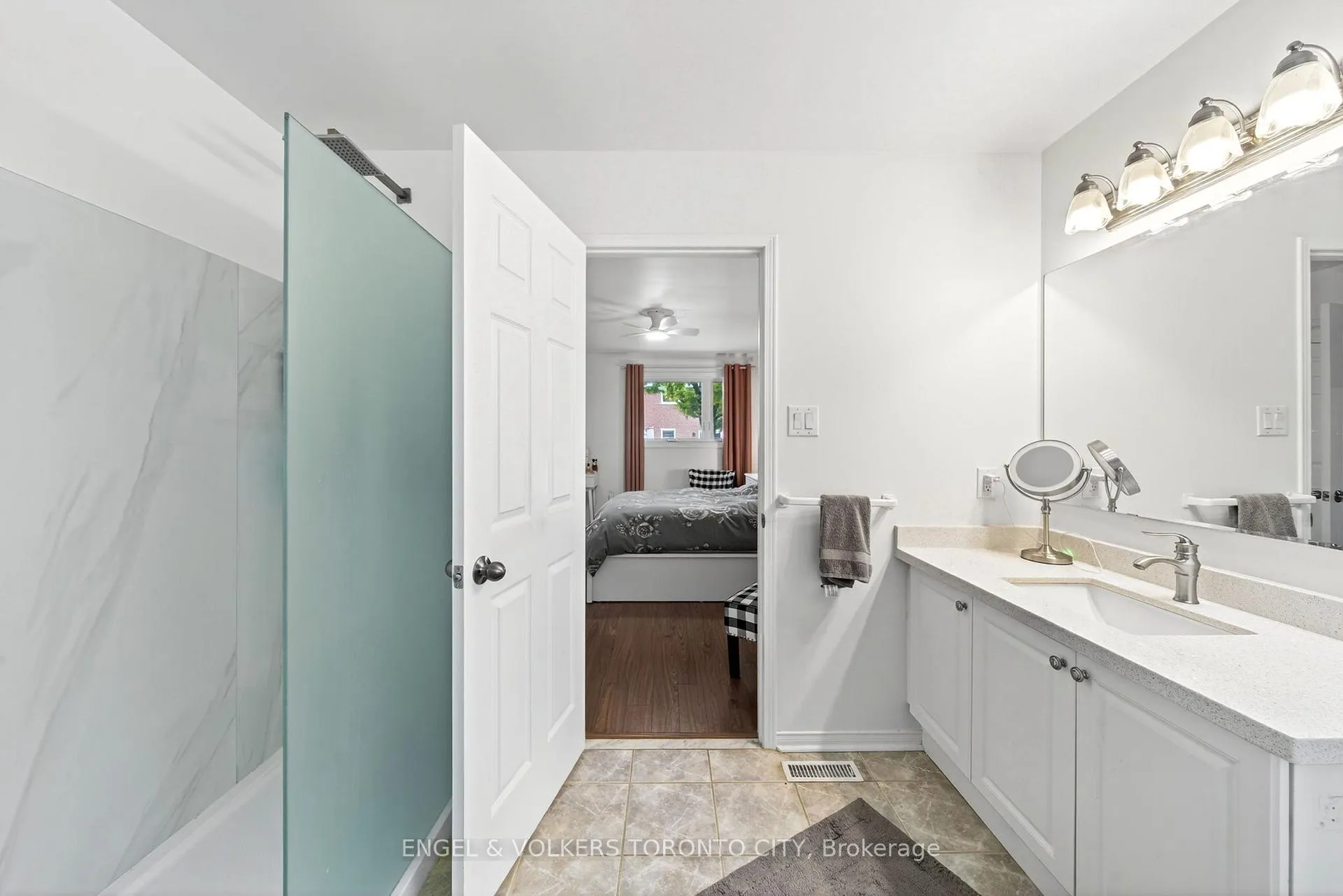 Photo 26 of 168 Hurst Drive, Barrie, Bayshore — HOMEH