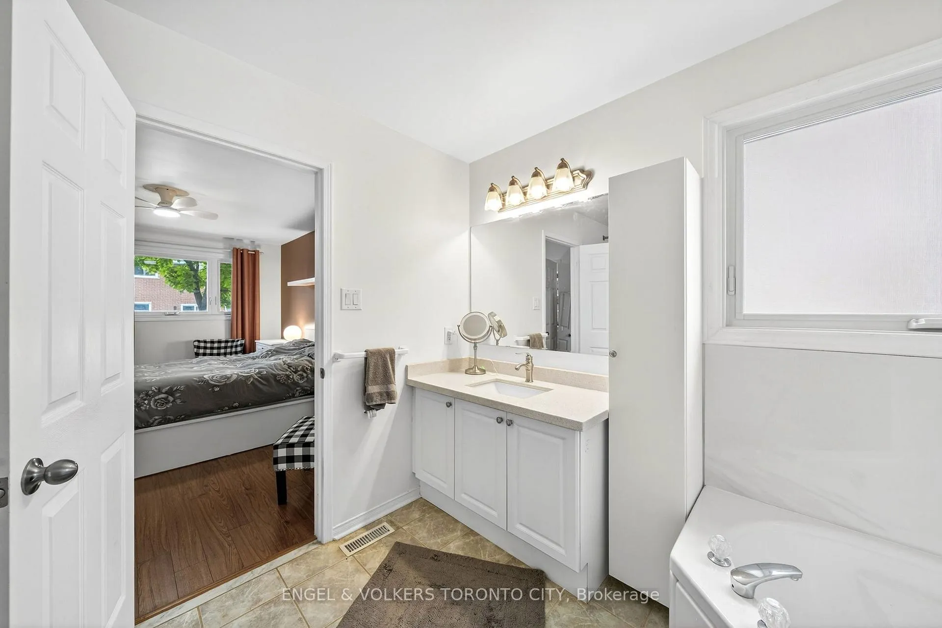 Photo 36 of 168 Hurst Drive, Barrie, Bayshore — HOMEH
