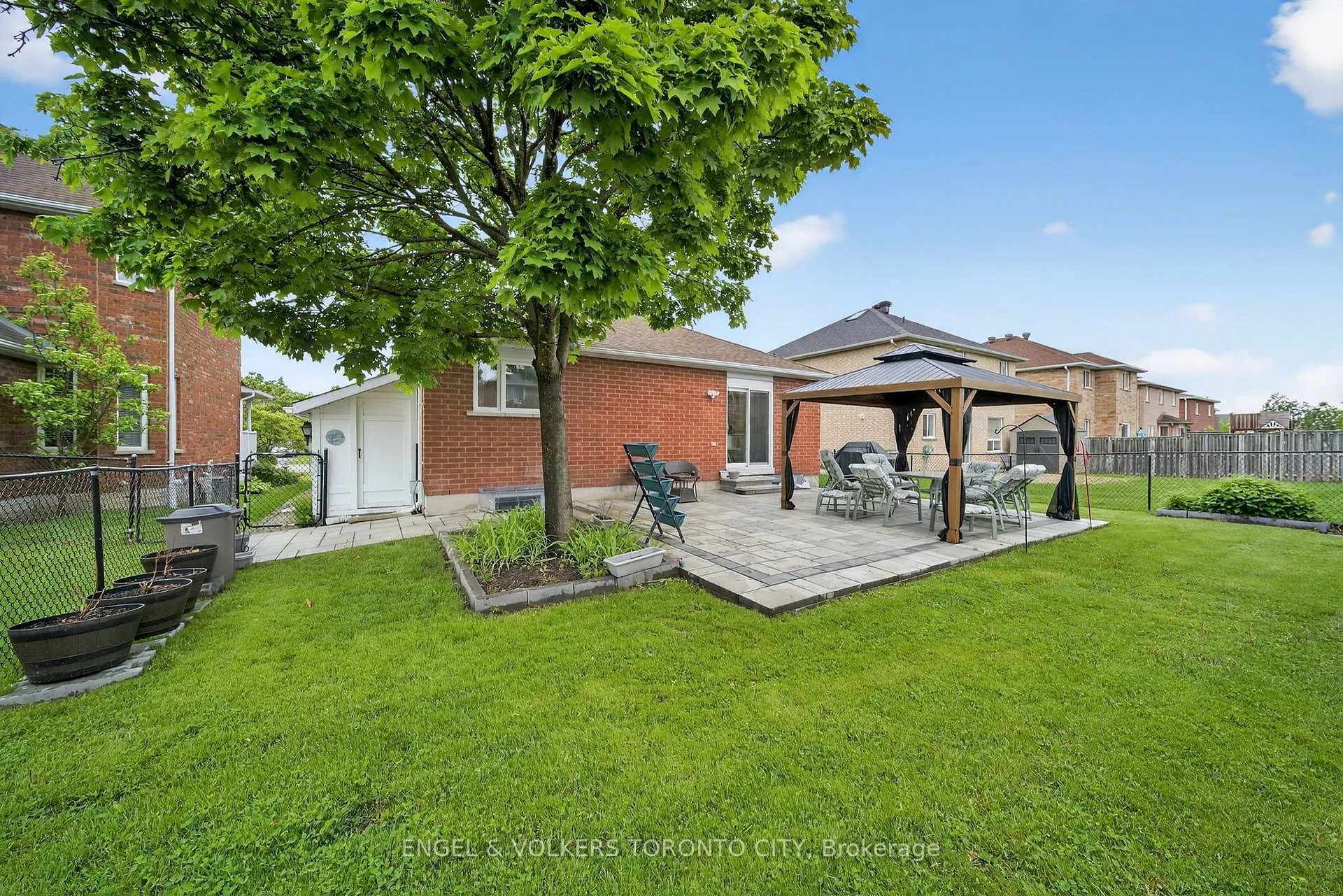 Photo 42 of 168 Hurst Drive, Barrie, Bayshore — HOMEH