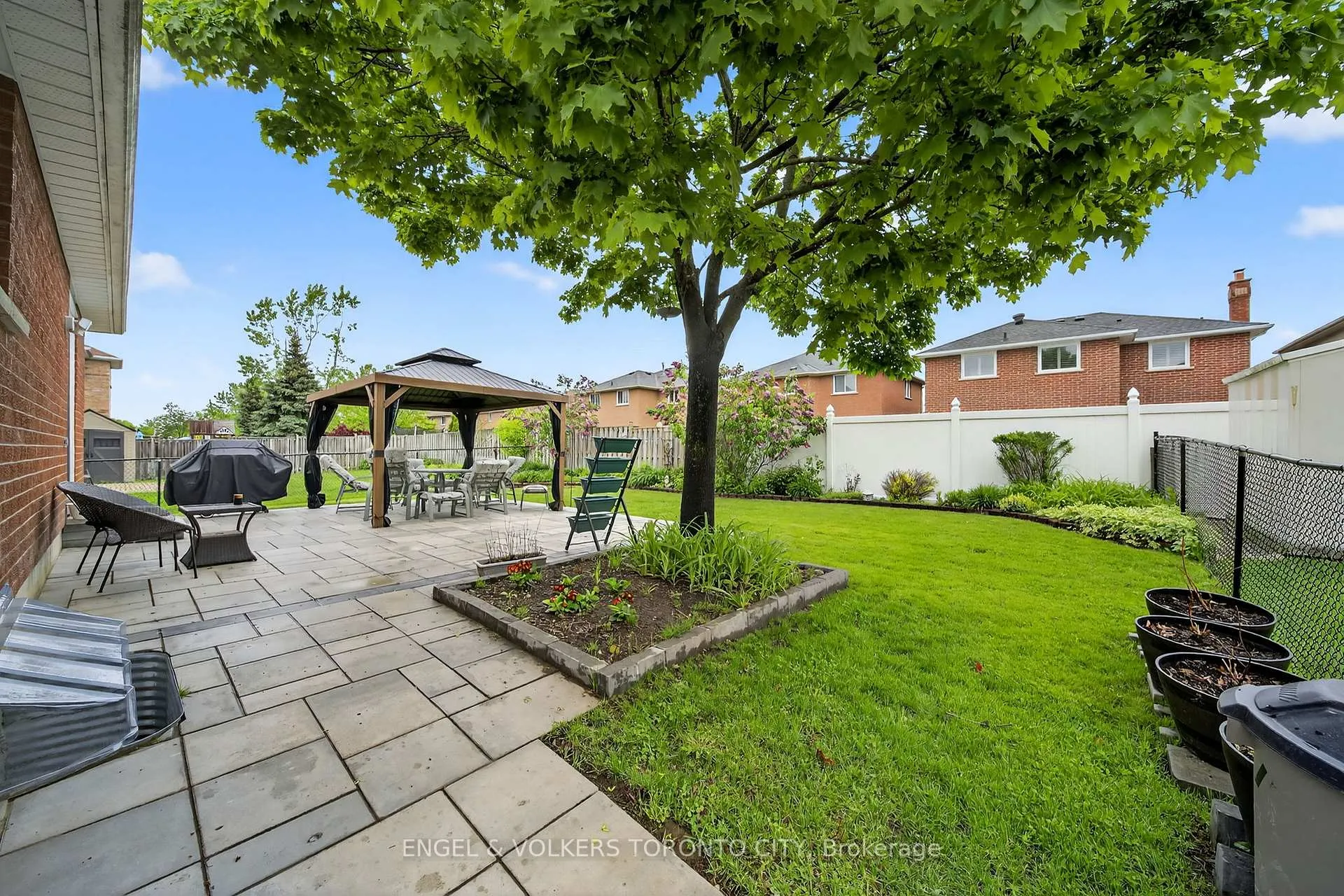 Photo 45 of 168 Hurst Drive, Barrie, Bayshore — HOMEH
