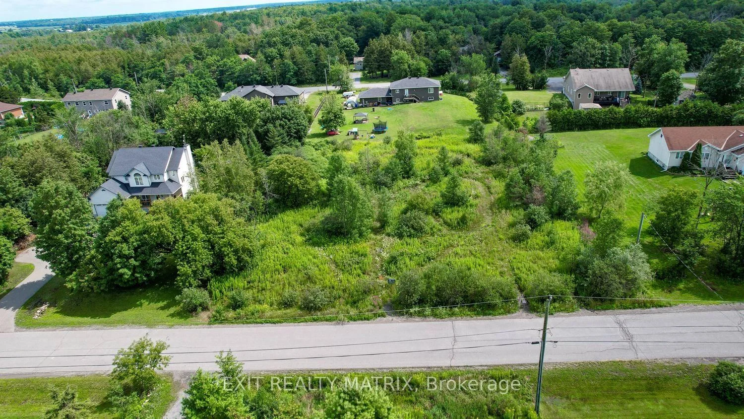 Photo 4 of 4123 Calbrent Way, Ottawa, Vernon — HOMEH