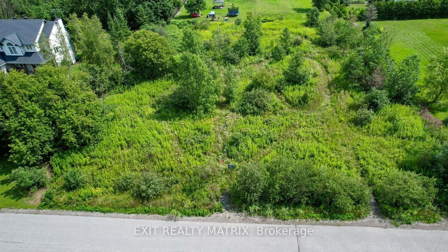 Photo 18 of 4123 Calbrent Way, Ottawa, Vernon — HOMEH