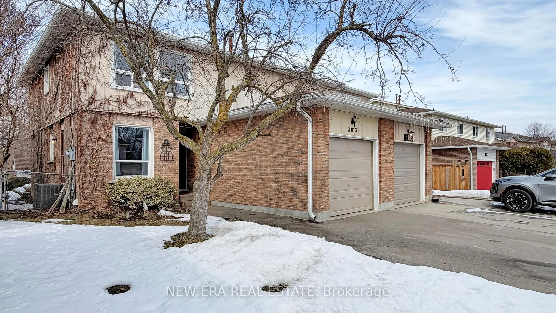 Photo 5 of 3103 Autumn Hill Crescent, Burlington, Brant Hills — HOMEH