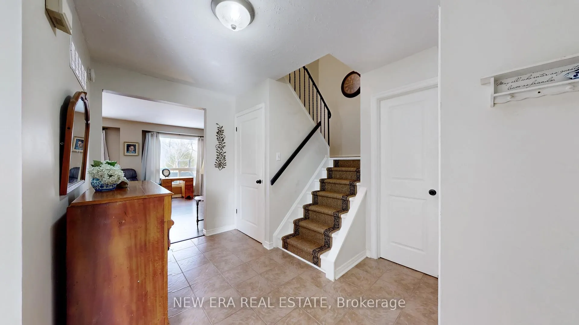 Photo 7 of 3103 Autumn Hill Crescent, Burlington, Brant Hills — HOMEH