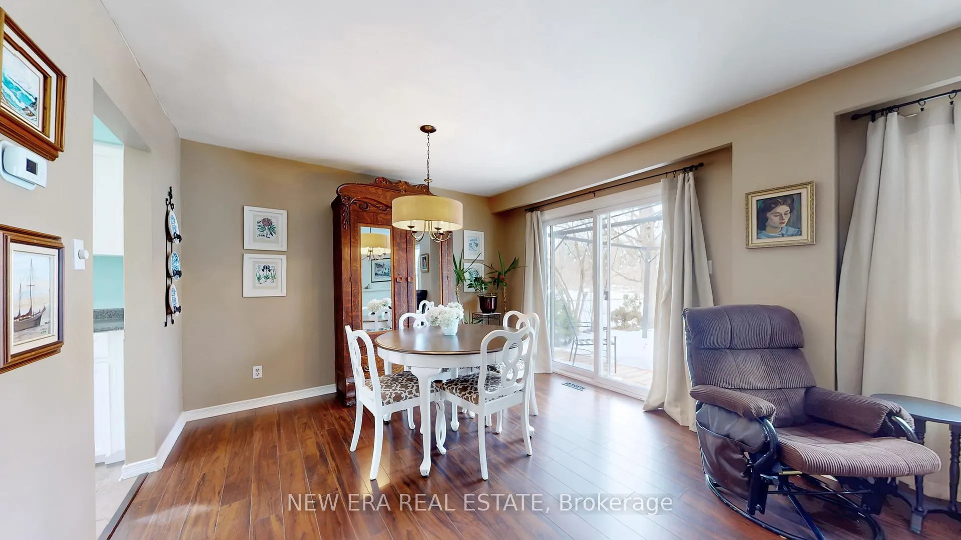 Photo 16 of 3103 Autumn Hill Crescent, Burlington, Brant Hills — HOMEH