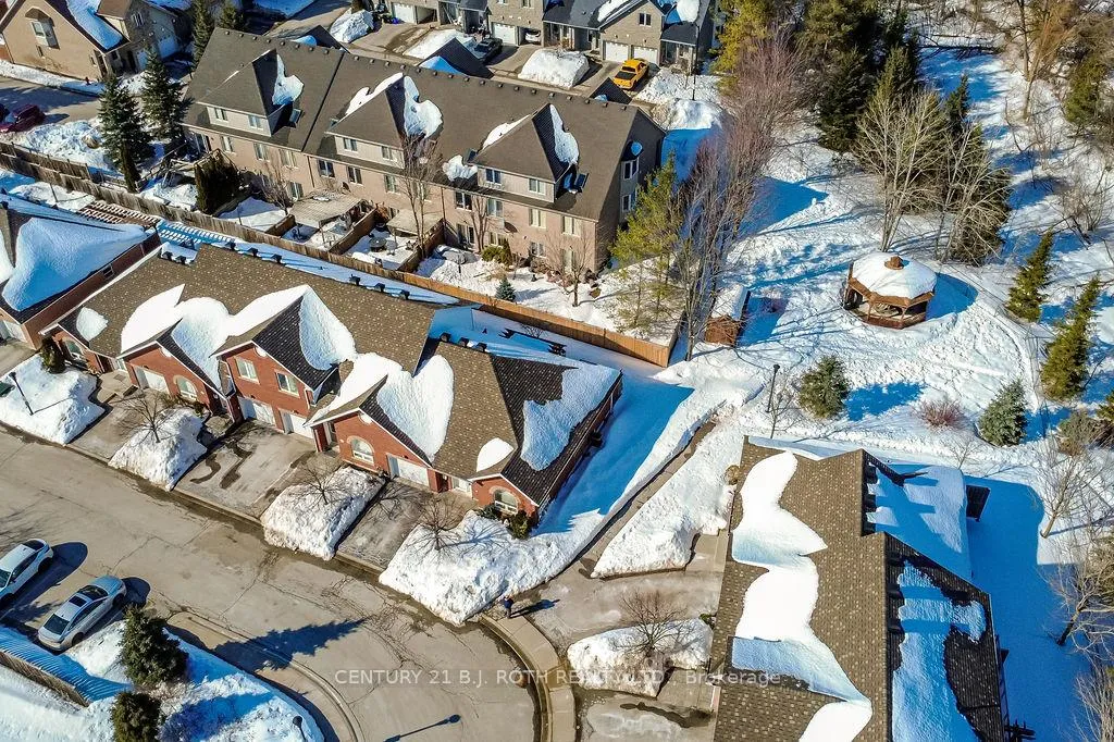 Photo 4 of Unit 21, 318 Little Avenue, Barrie, Painswick North — HOMEH